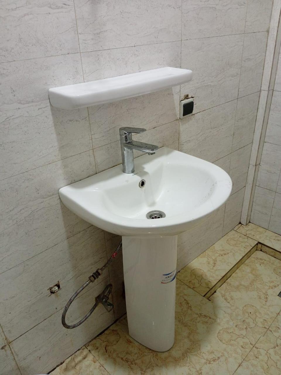RESIDENCE DAVAROX Gombe
