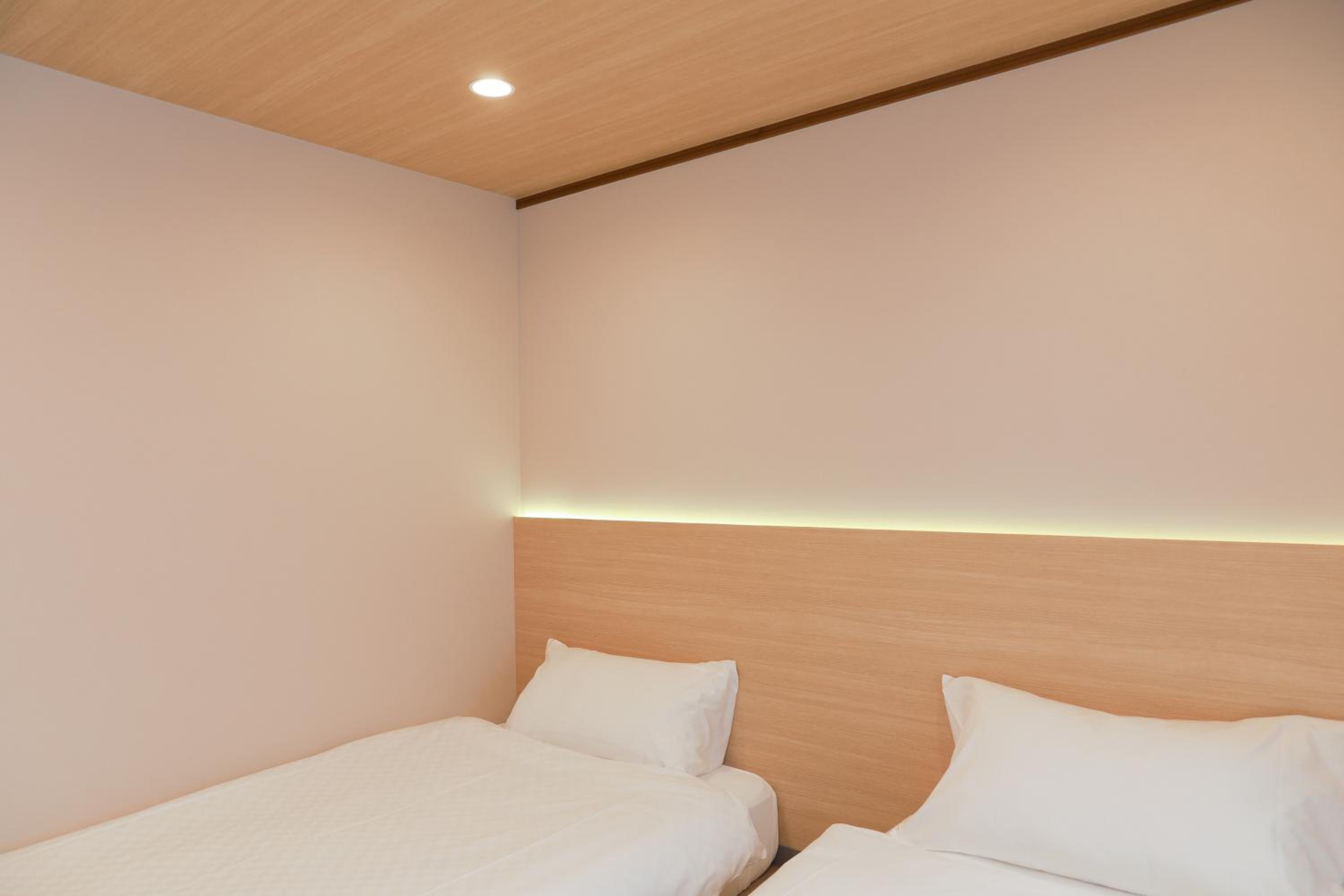 OYASUMI Ice&Hotel
