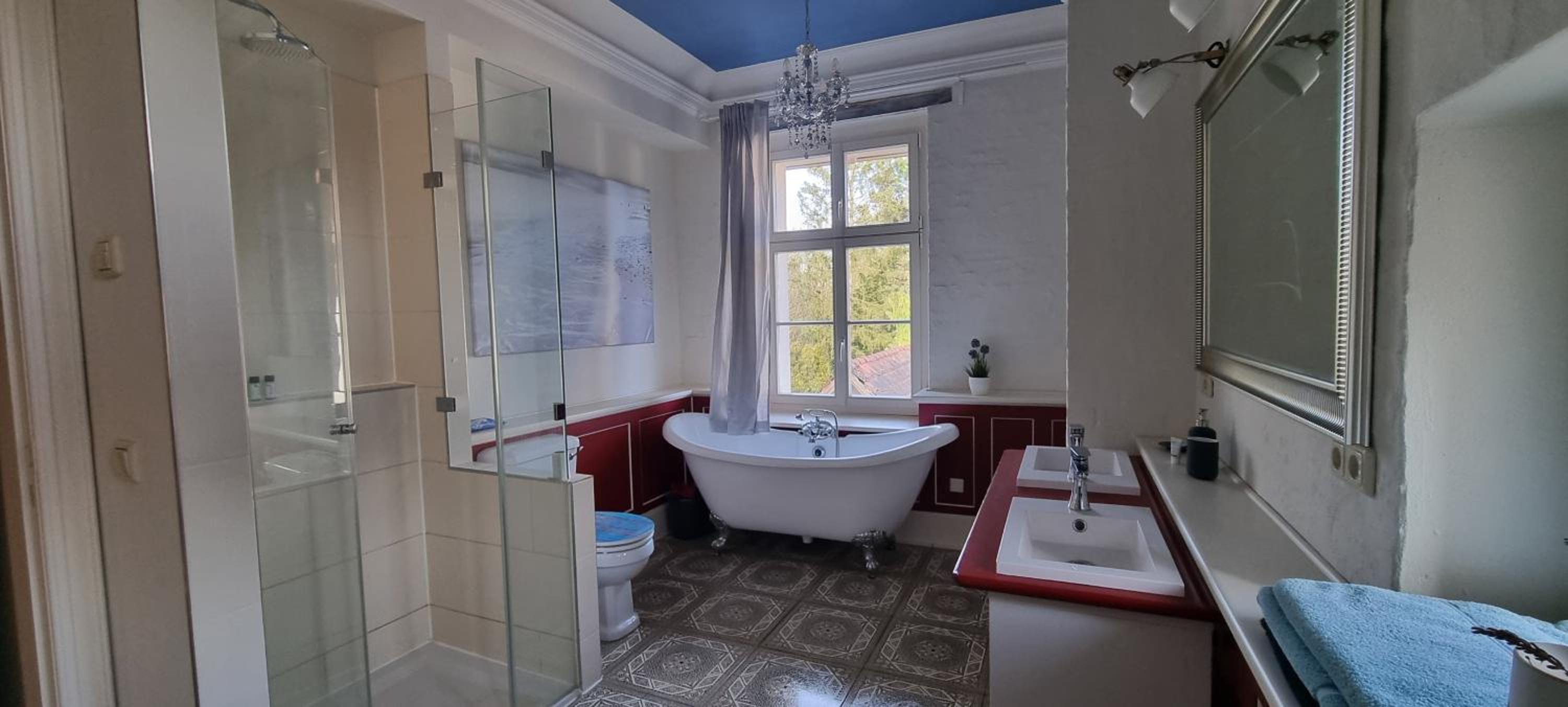 Ferienwohnung 2OG am Waldfriedhof