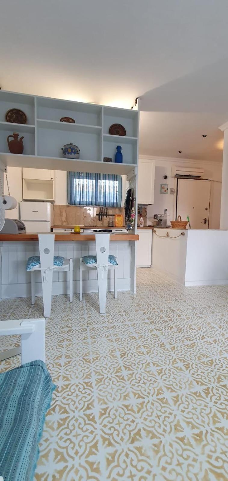 Atlantida Beach Apartment