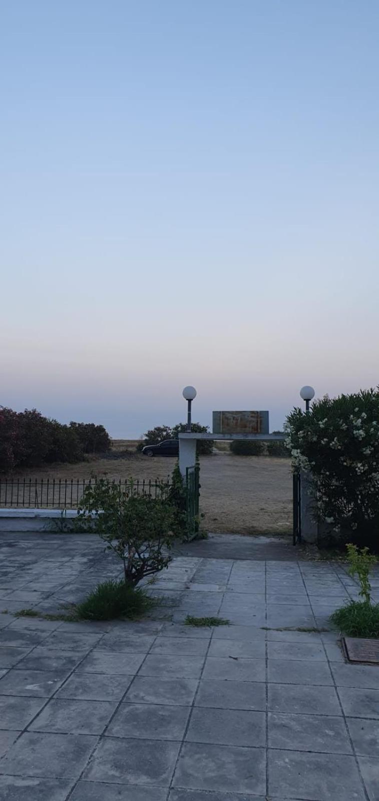 Atlantida Beach Apartment