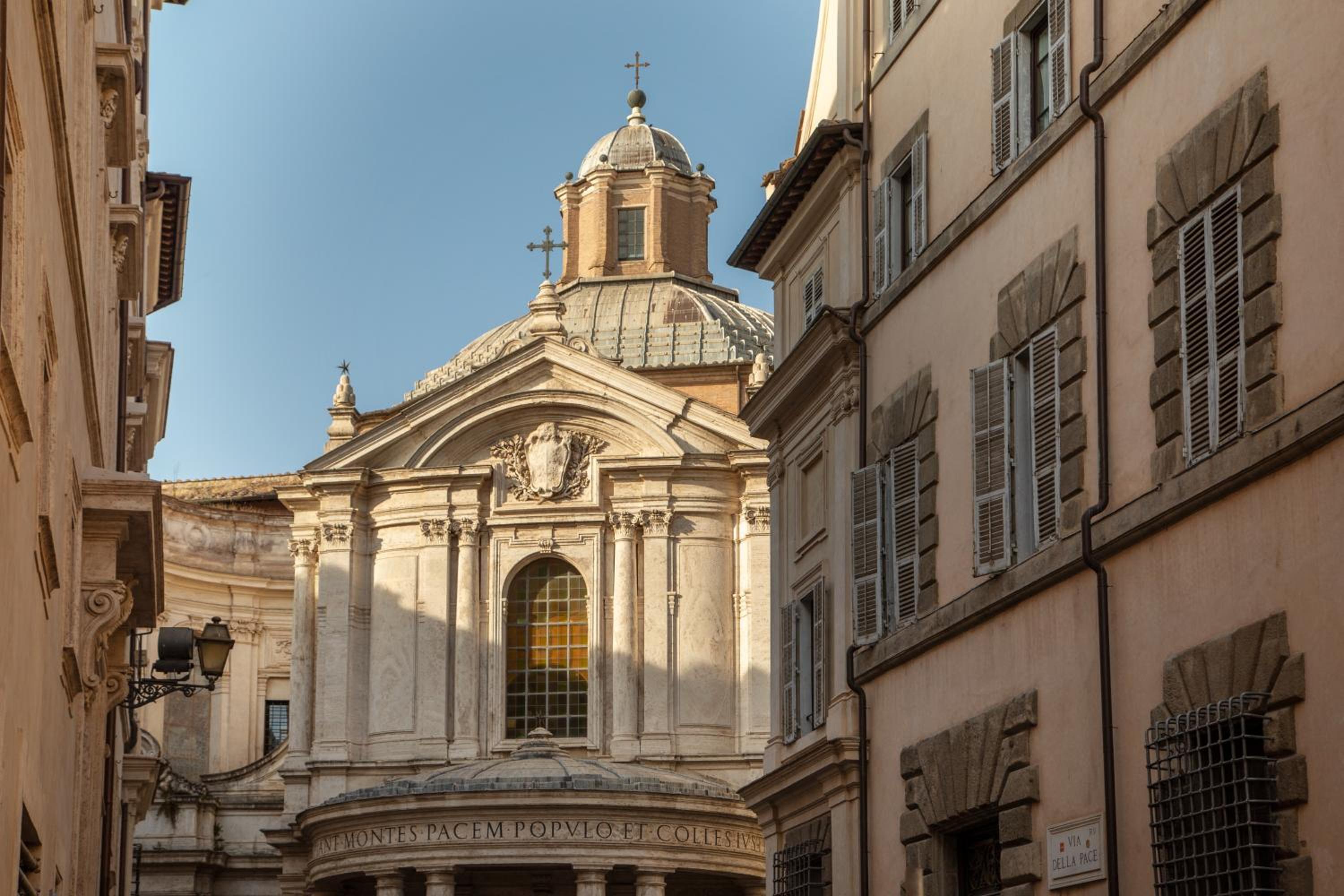 The Right Place 4U Navona Luxury Rooms