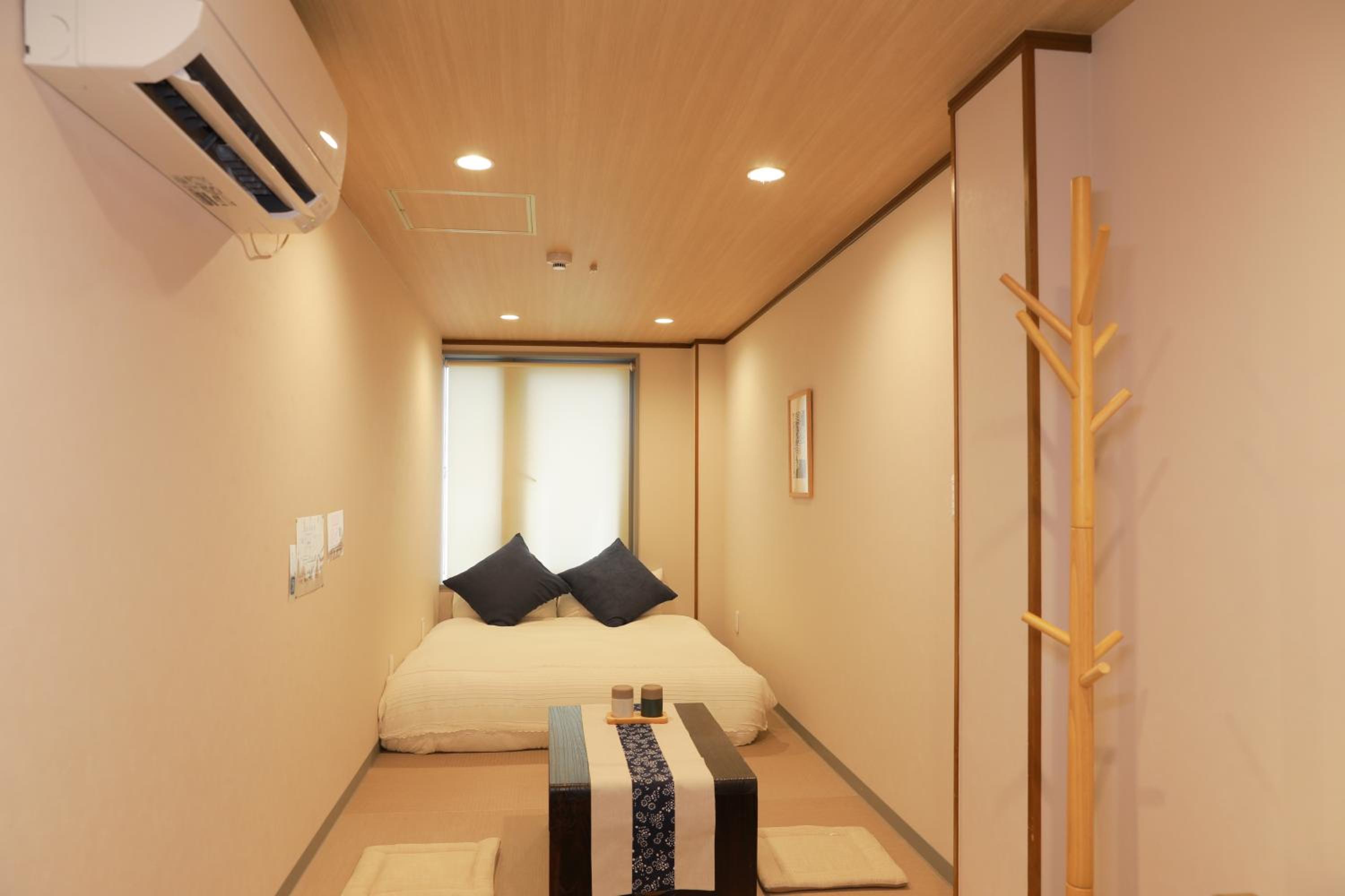 OYASUMI Ice&Hotel