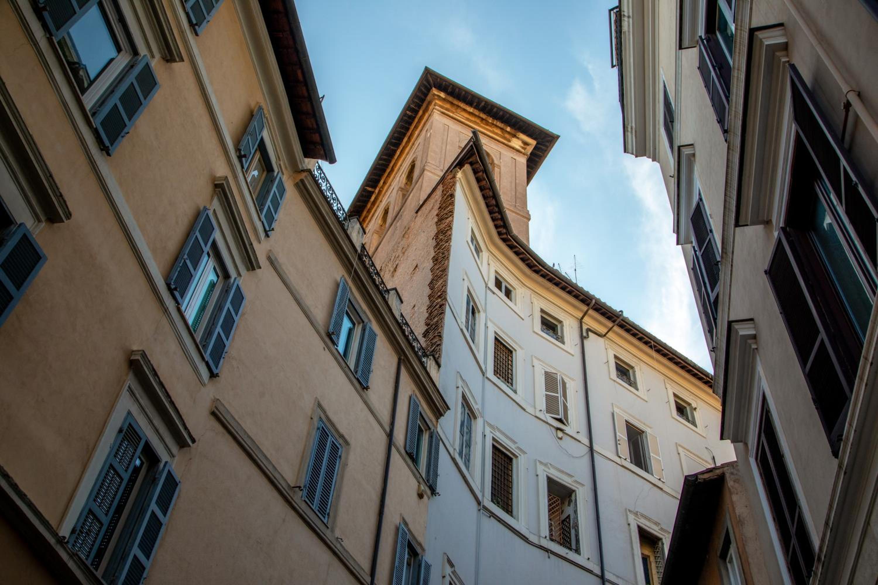 The Right Place 4U Navona Luxury Rooms