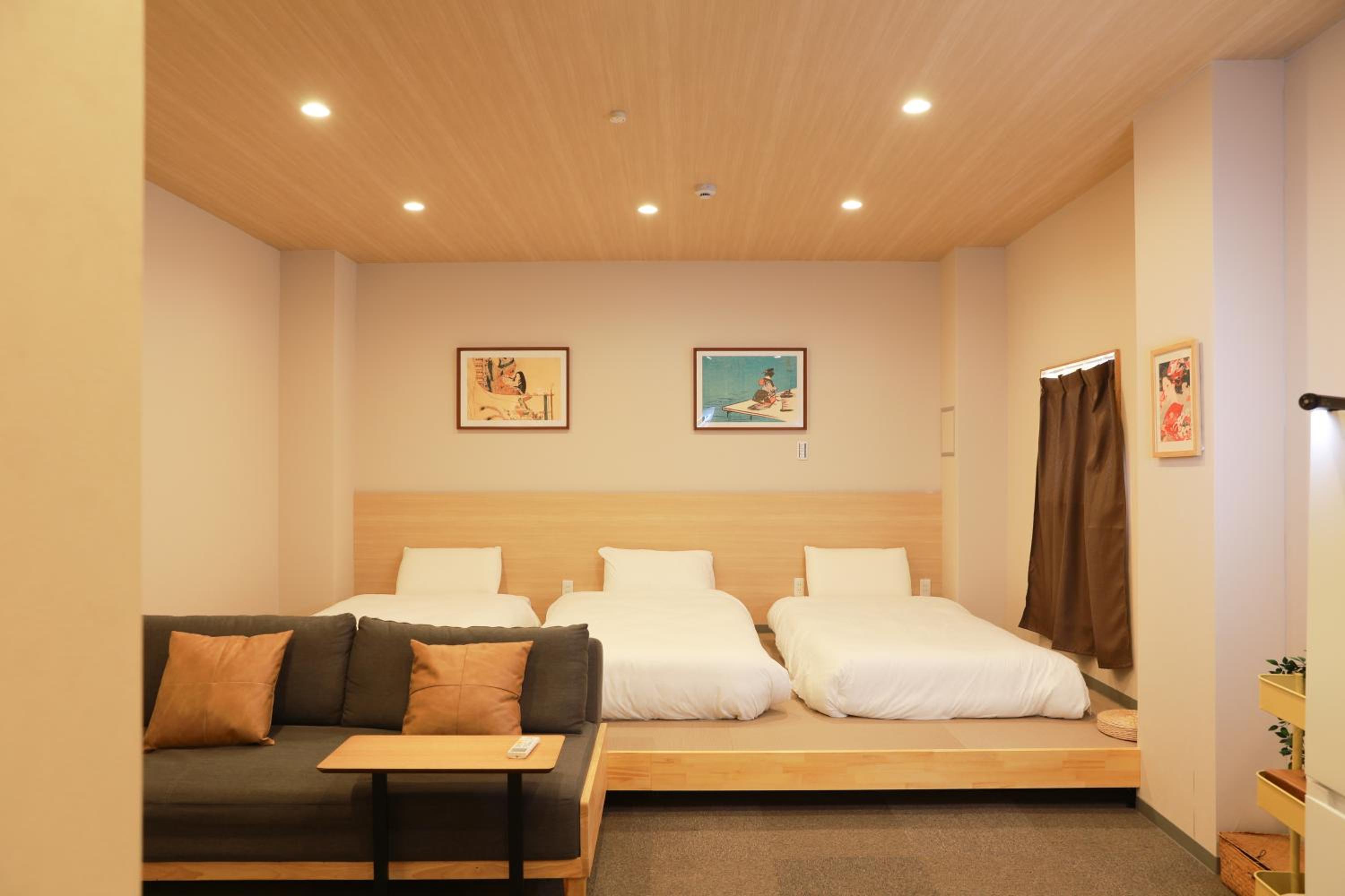 OYASUMI Ice&Hotel