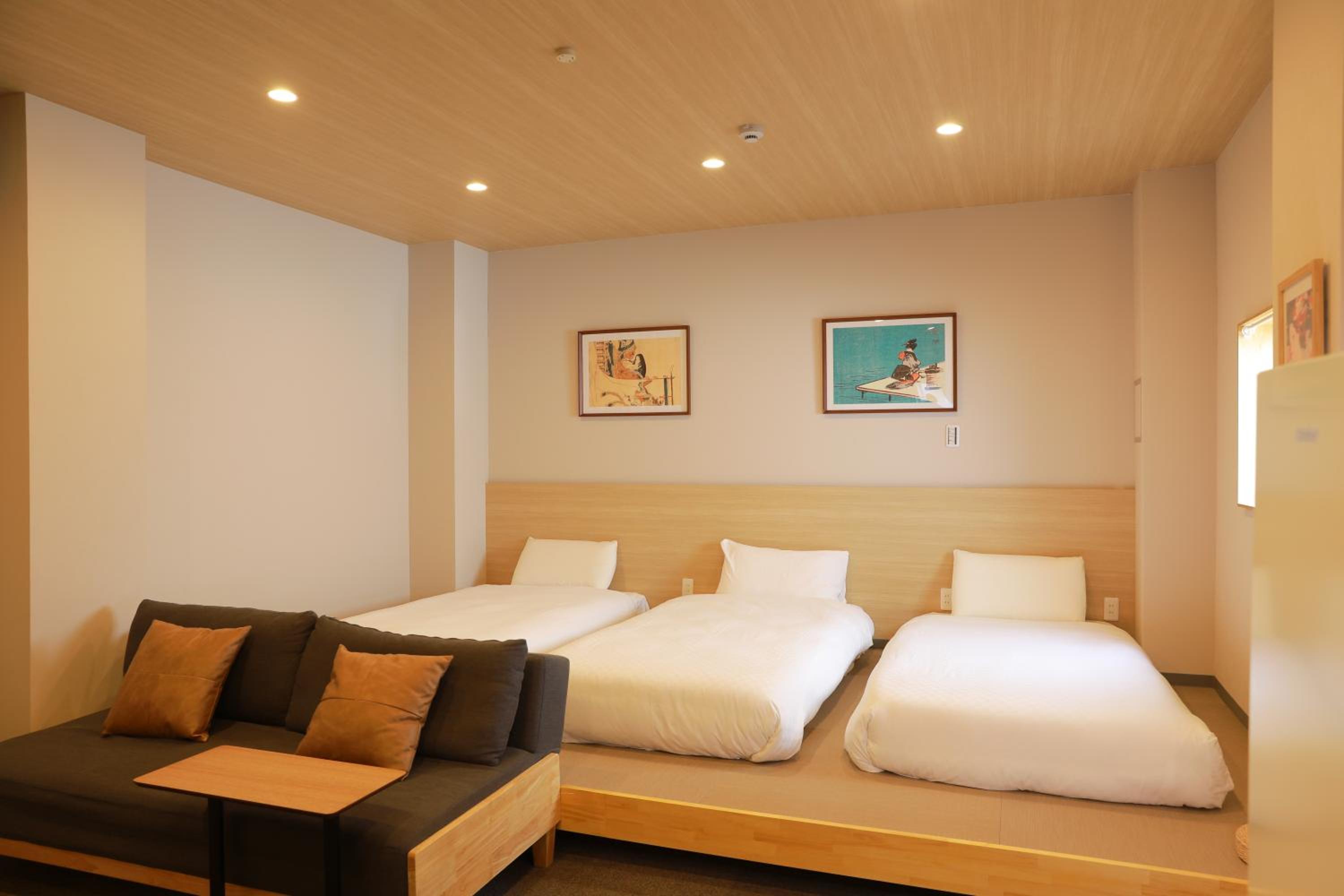 OYASUMI Ice&Hotel