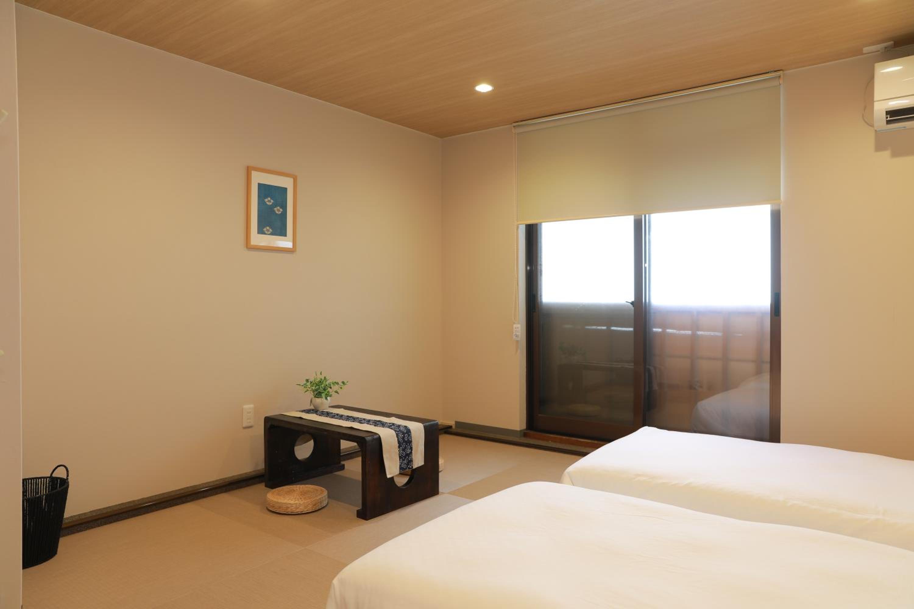 OYASUMI Ice&Hotel