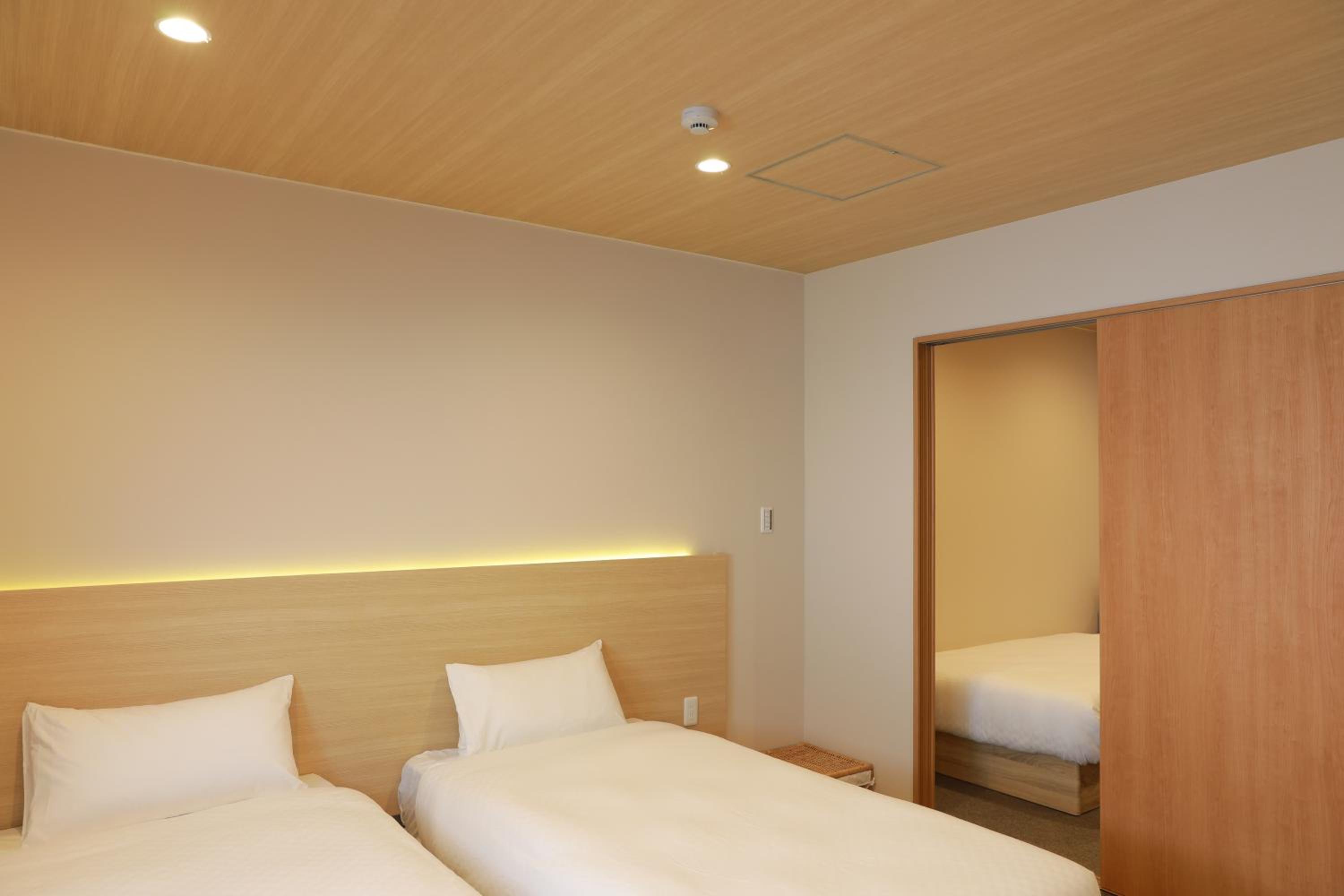 OYASUMI Ice&Hotel
