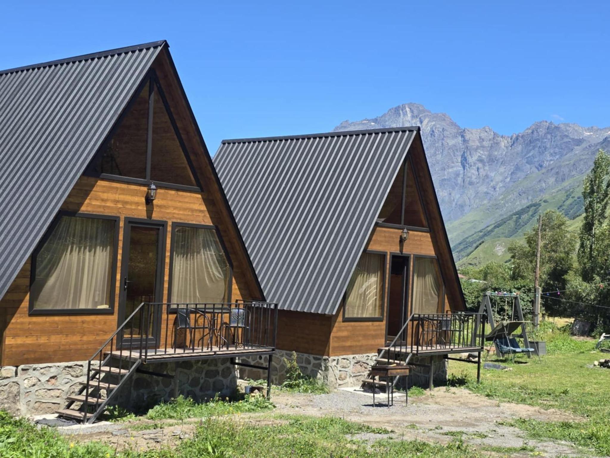 Kamara Cottages