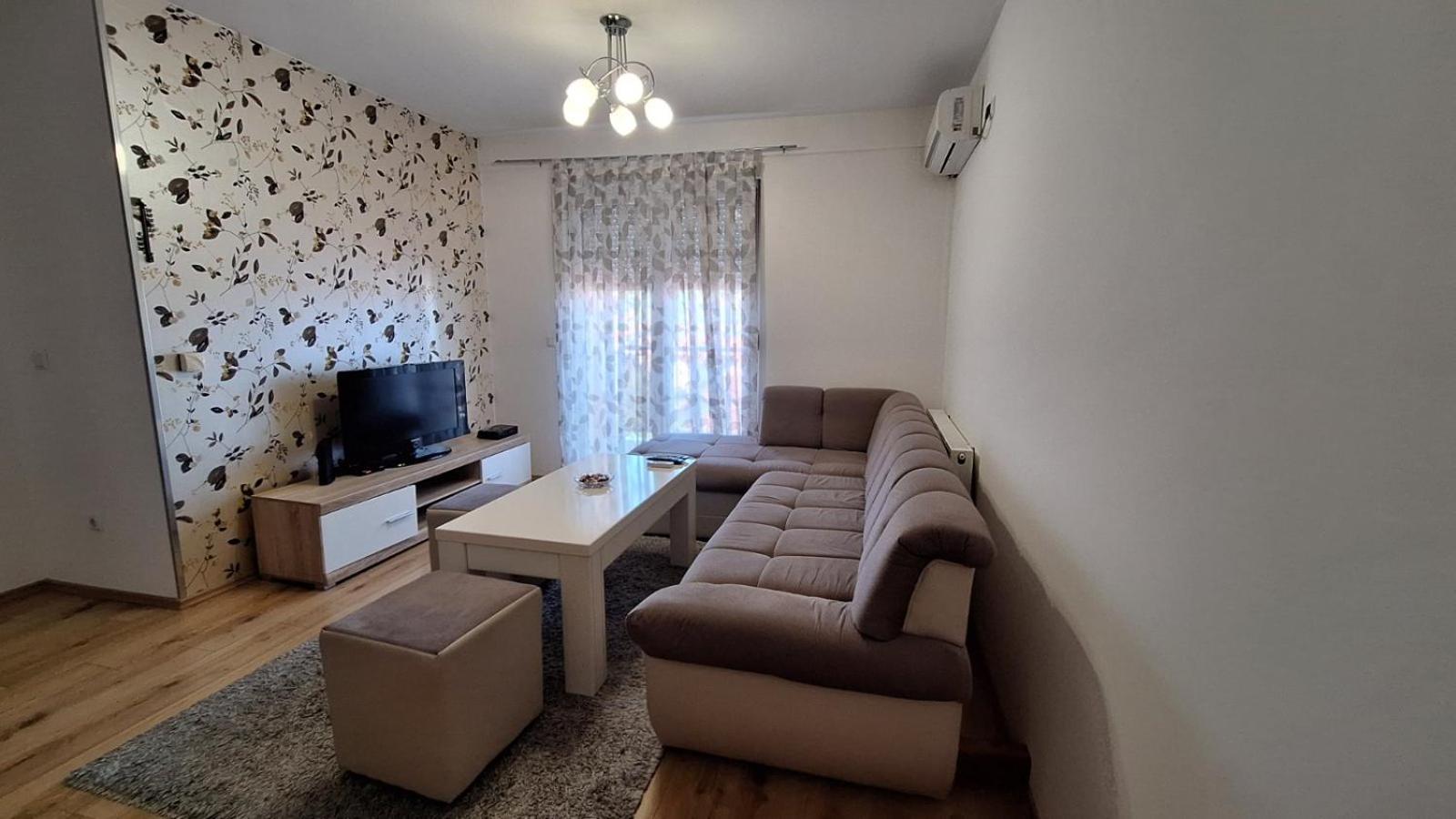 Apartman MAJNA