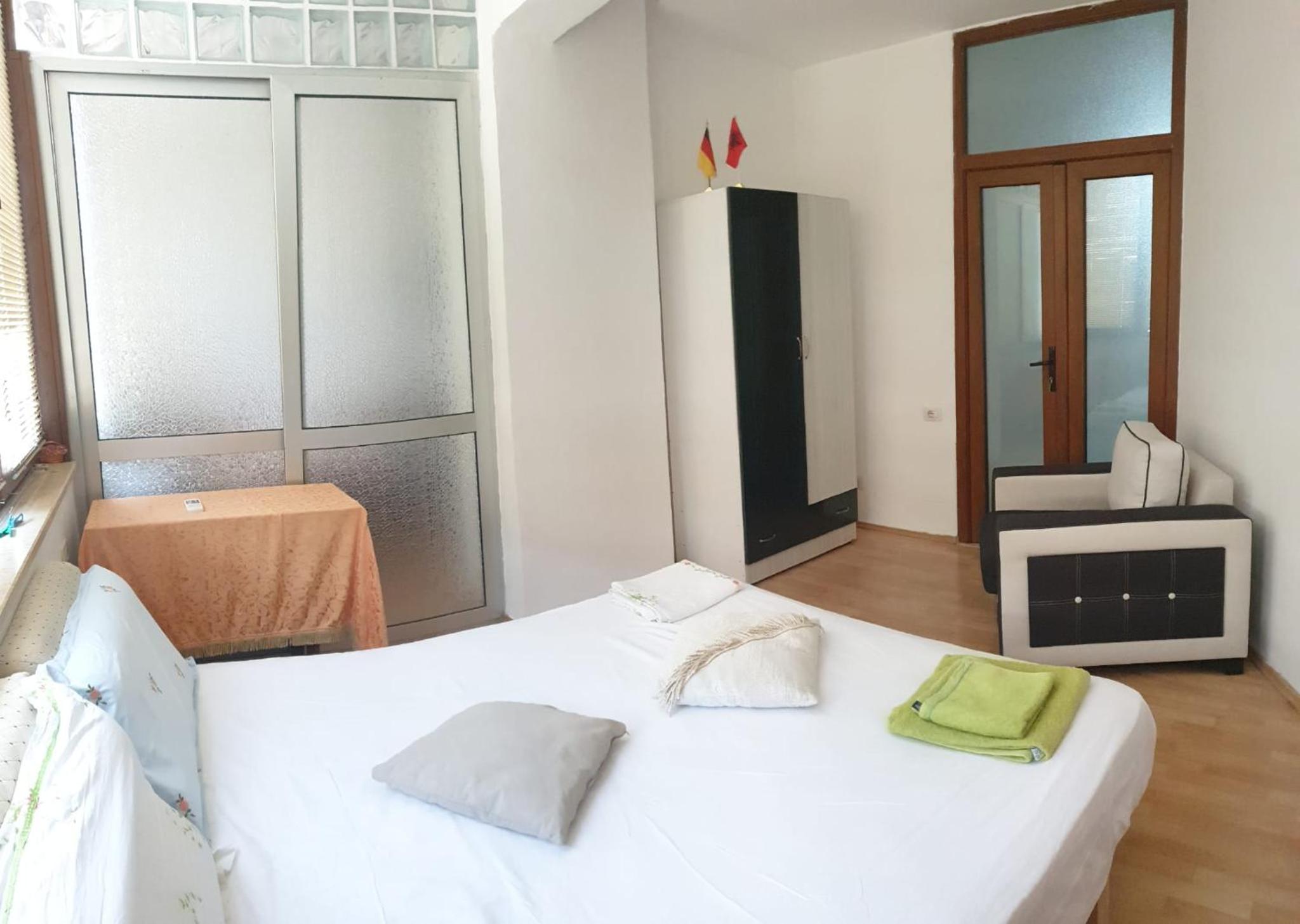 Linda Guesthouse-1