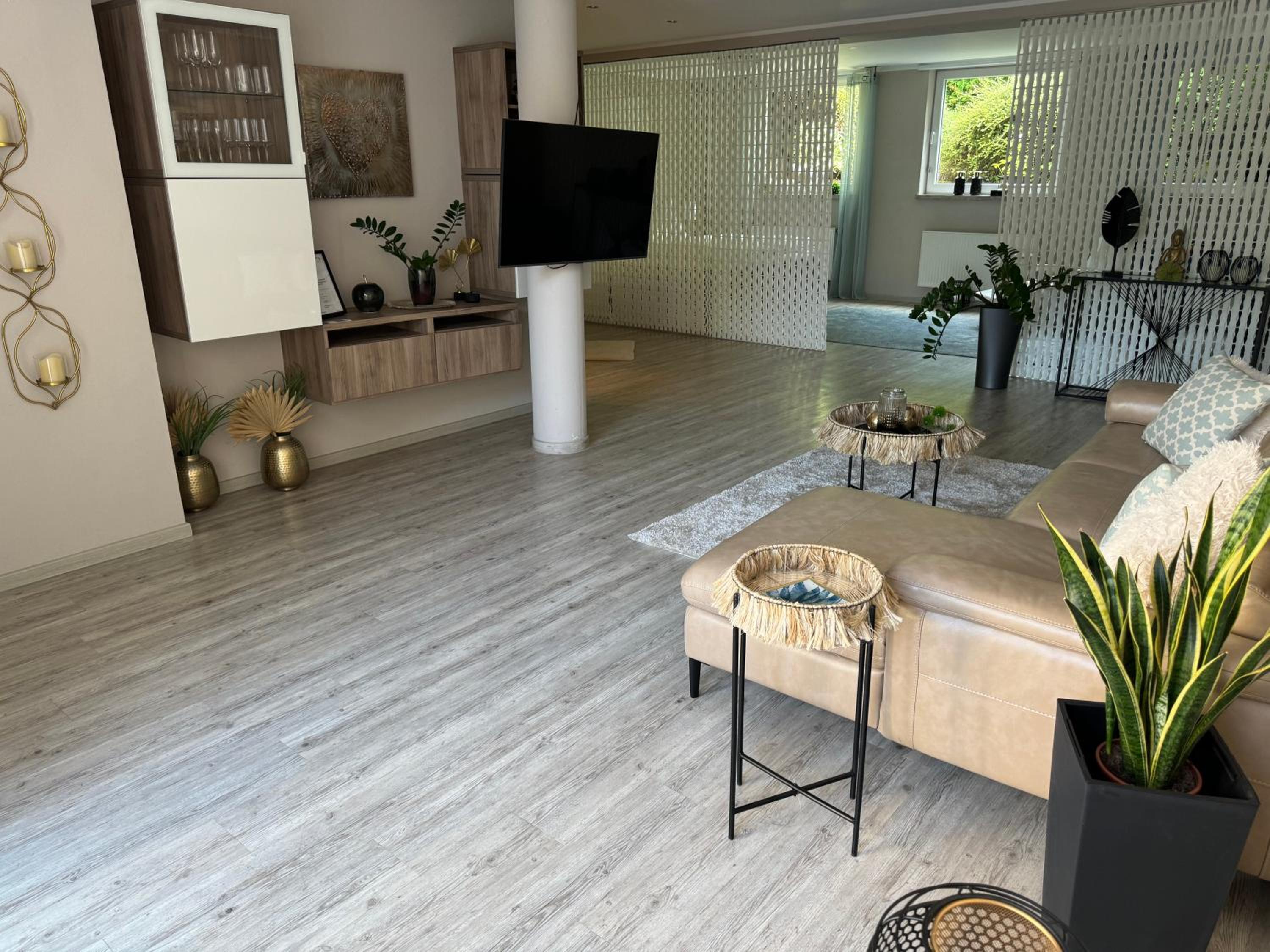 Eifel-Mosel Lounge ruhig & modern 149 qm für bis zu 6 Gäste nahe Cochem