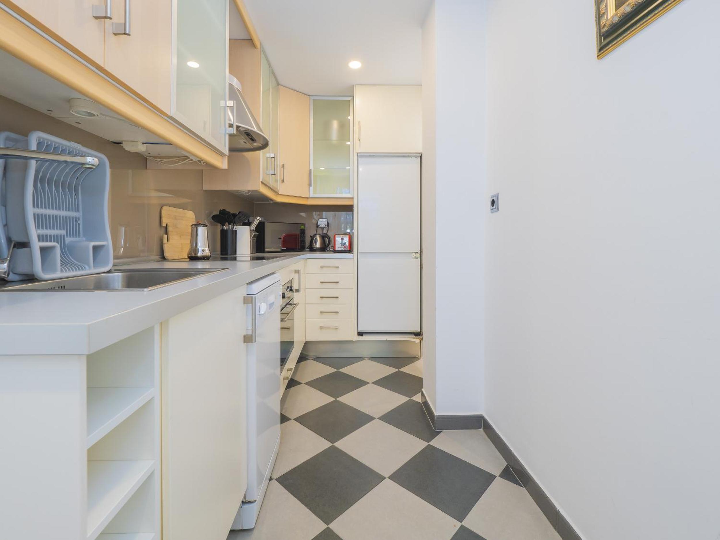 Marbella Vacations - Cubo's Apartamento Bono Beach Marbella - Property Image 14