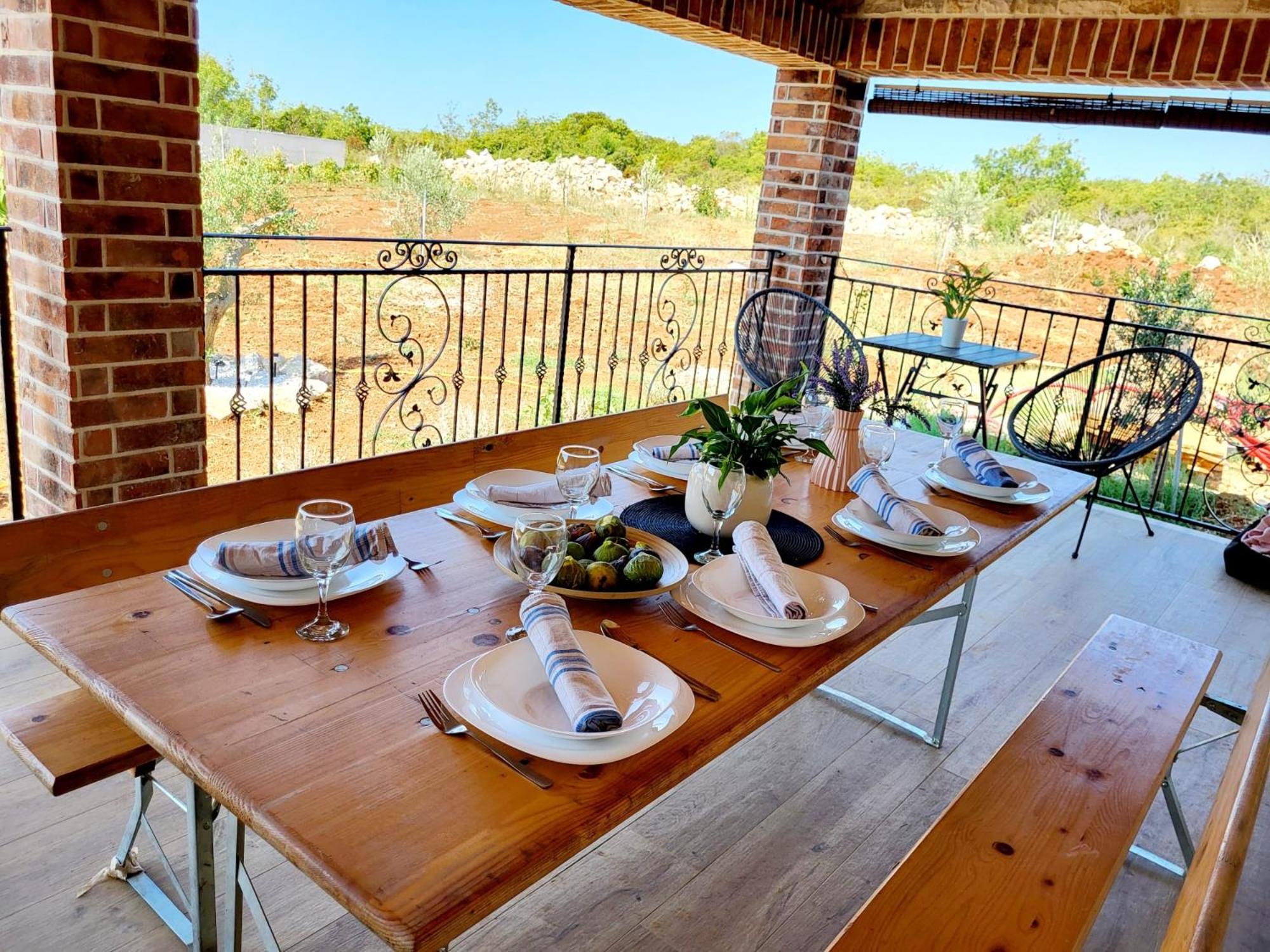 Villa Green Rustic Serenity view 4