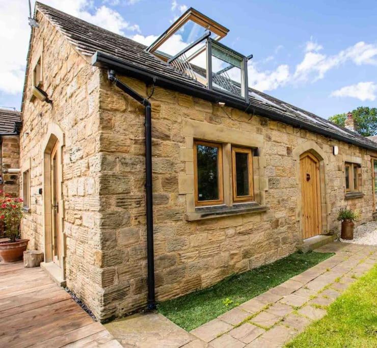 Four bed barn conversion Junction 37 38 M1 view 5