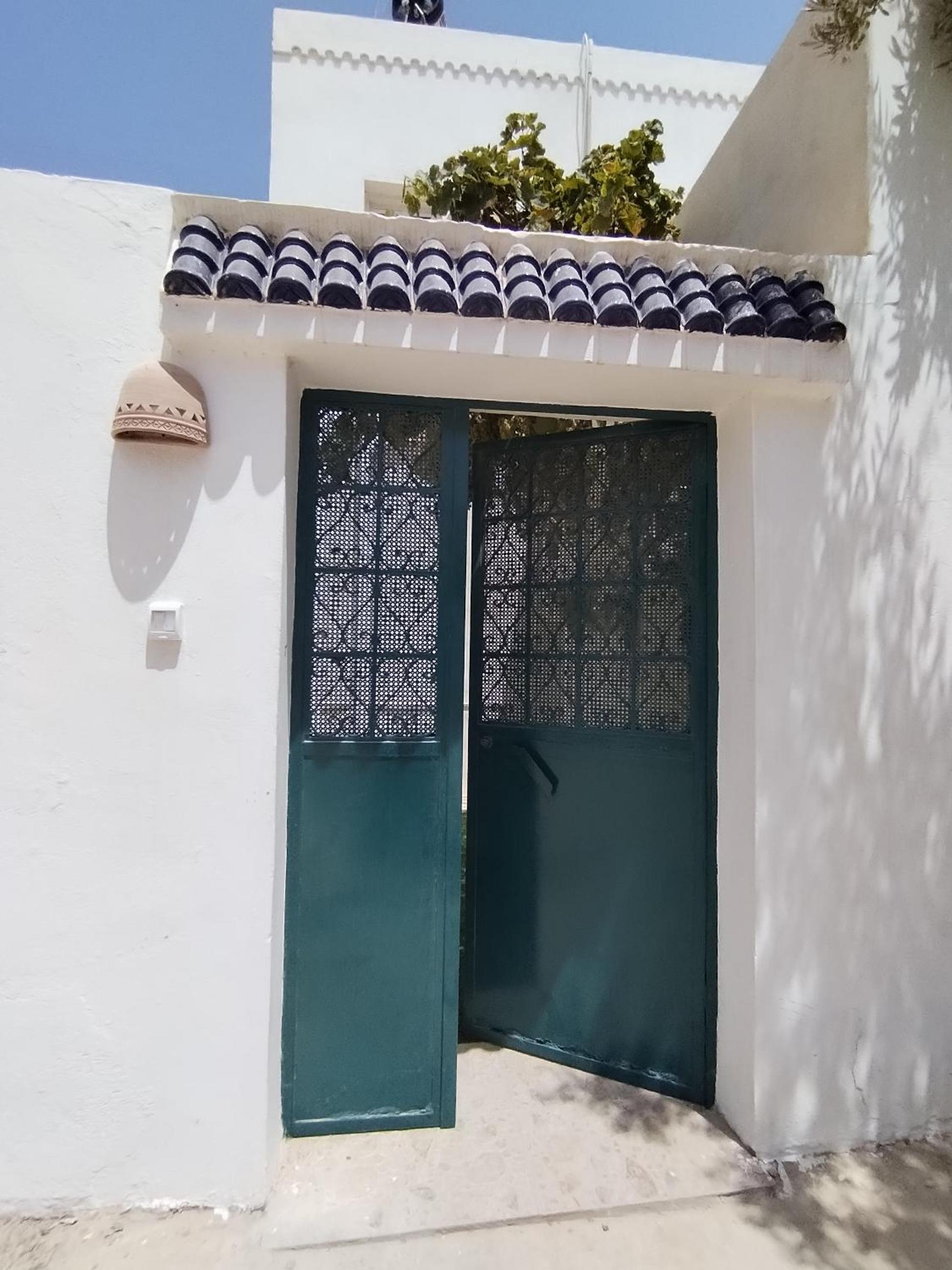 Photo 9