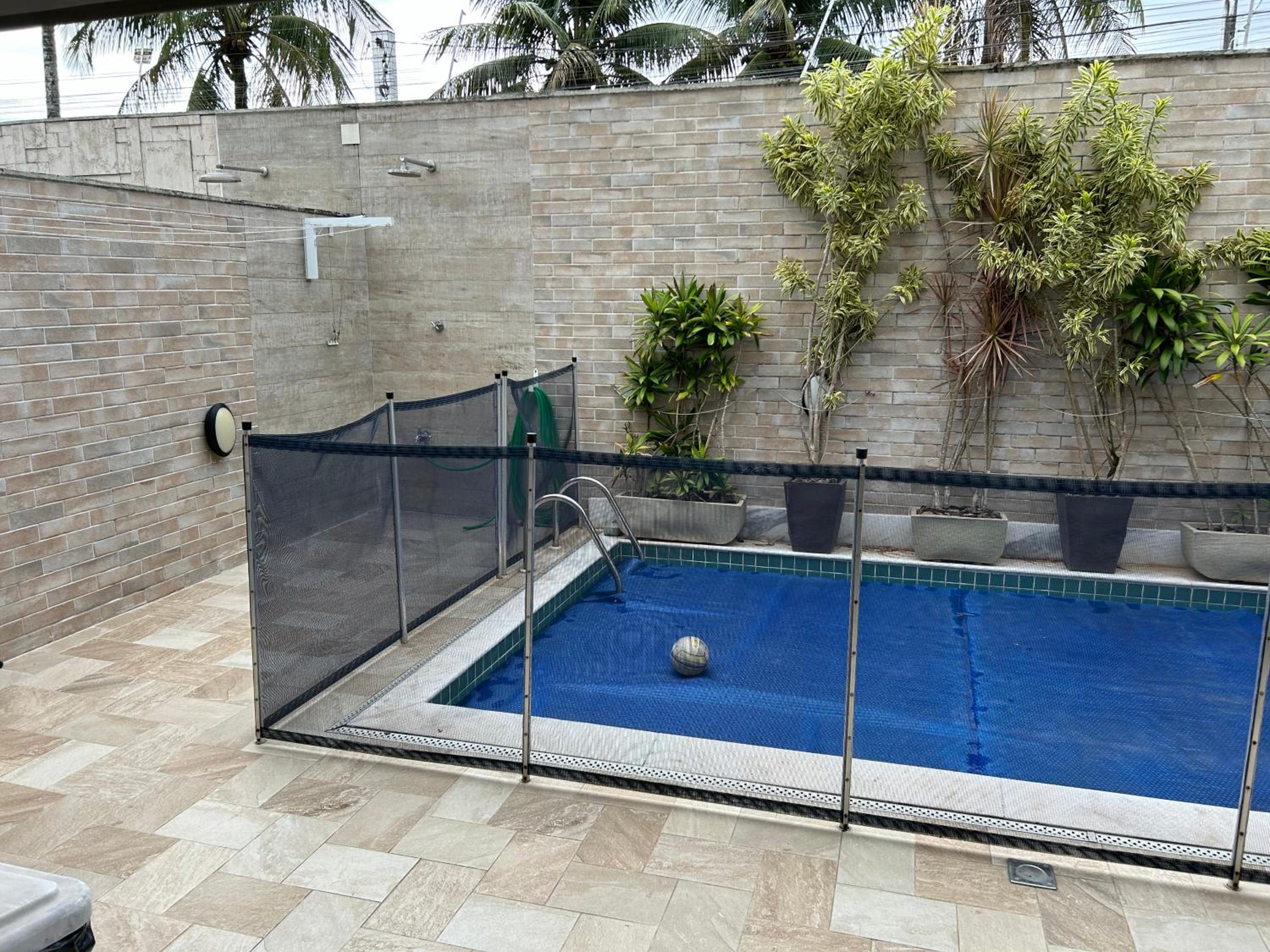 Linda casa com piscina próximo à praia Juquehy