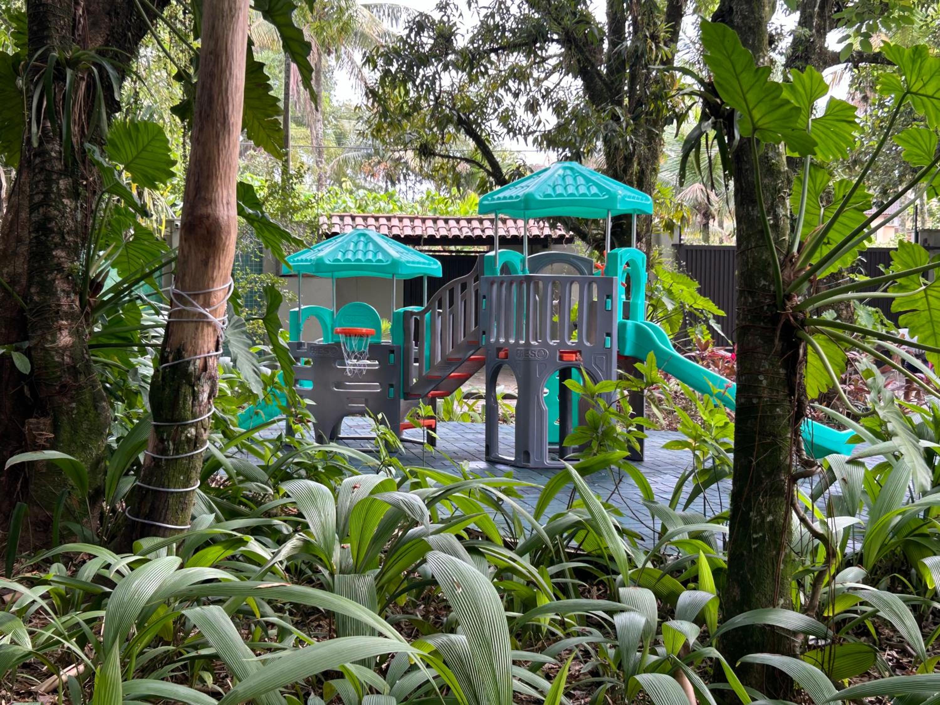 Linda casa com piscina próximo à praia Juquehy