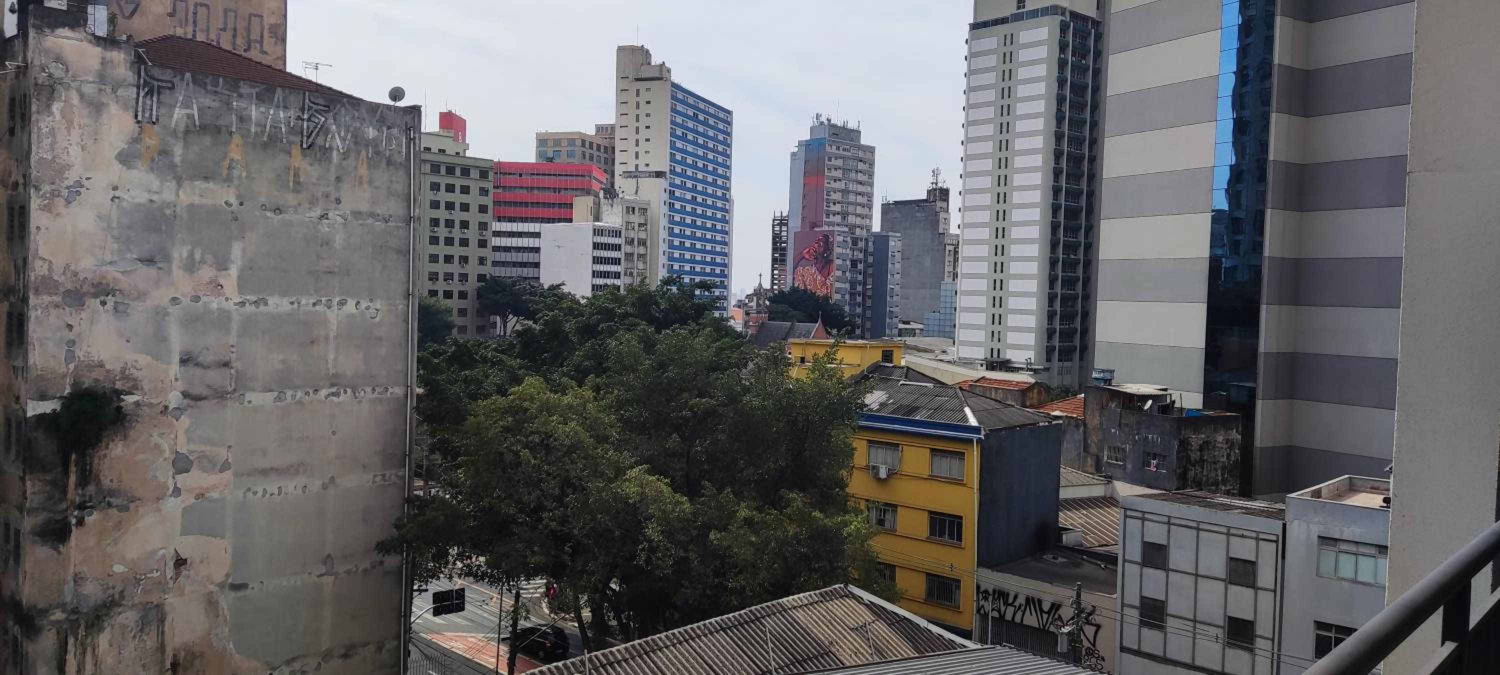 Liberdade SP a 250m do metrô