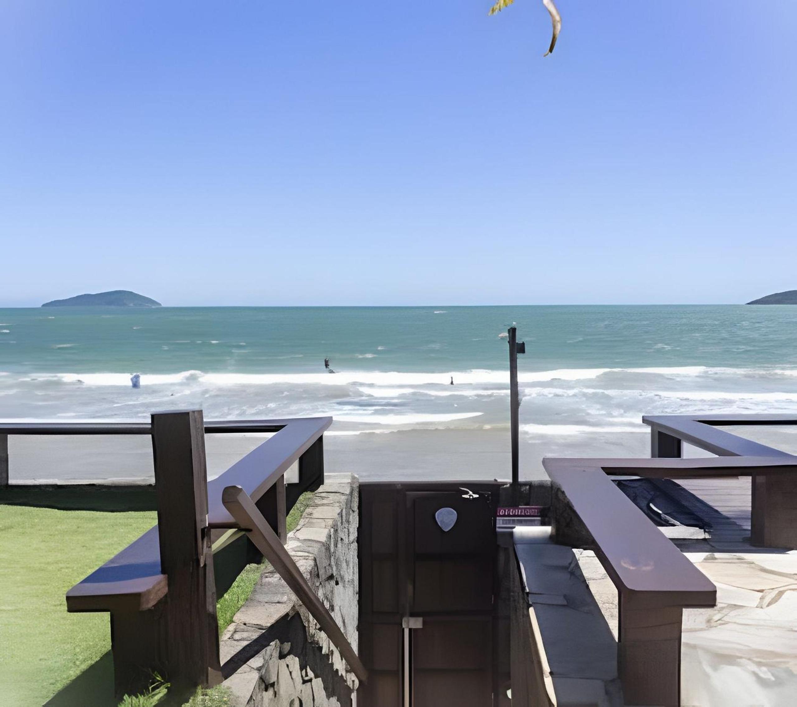 Manguinhos- Búzios, RJ, Casa Beira Mar