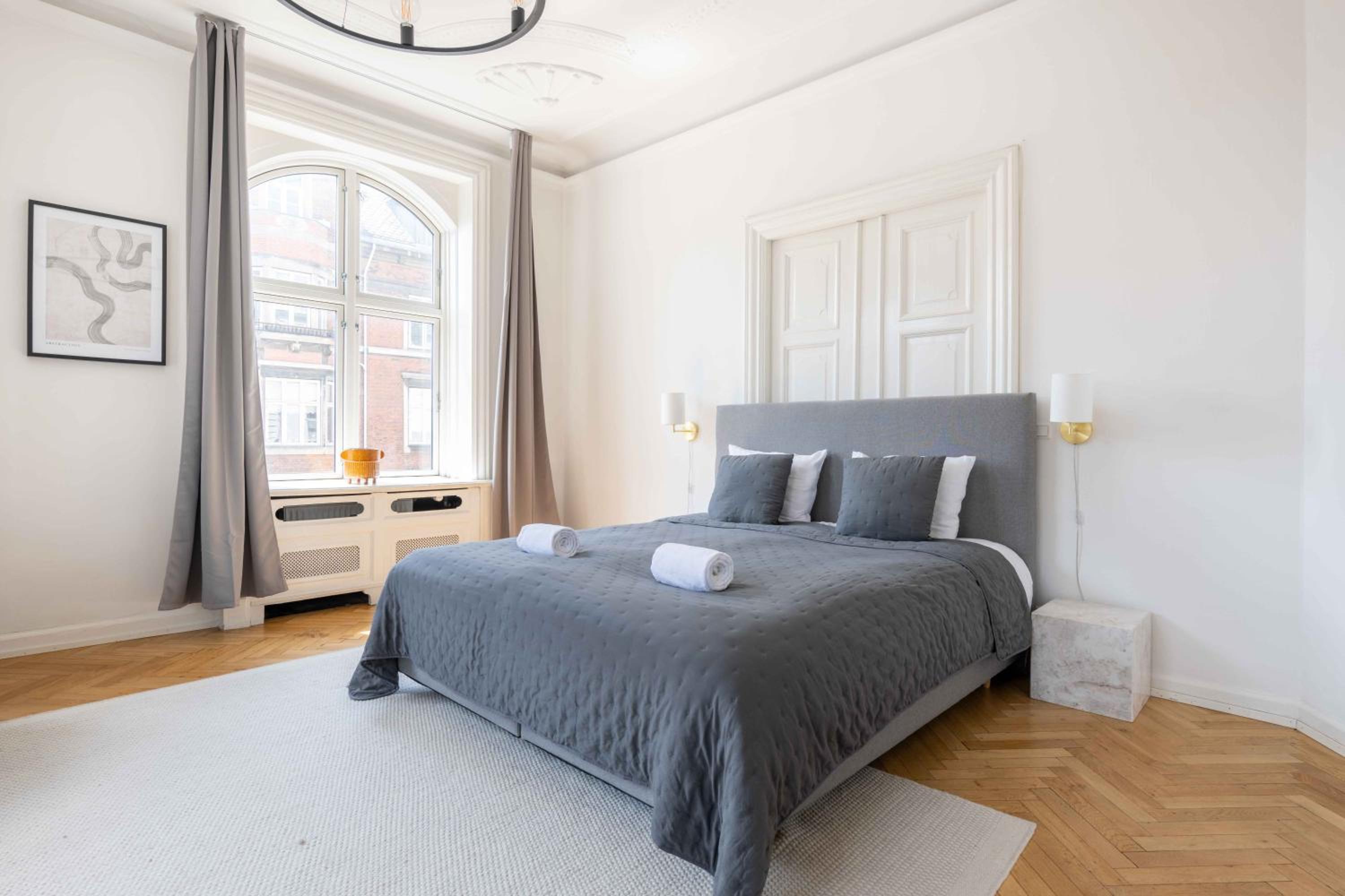 Large Flats in Central Copenhagen by Tivoli Gardens