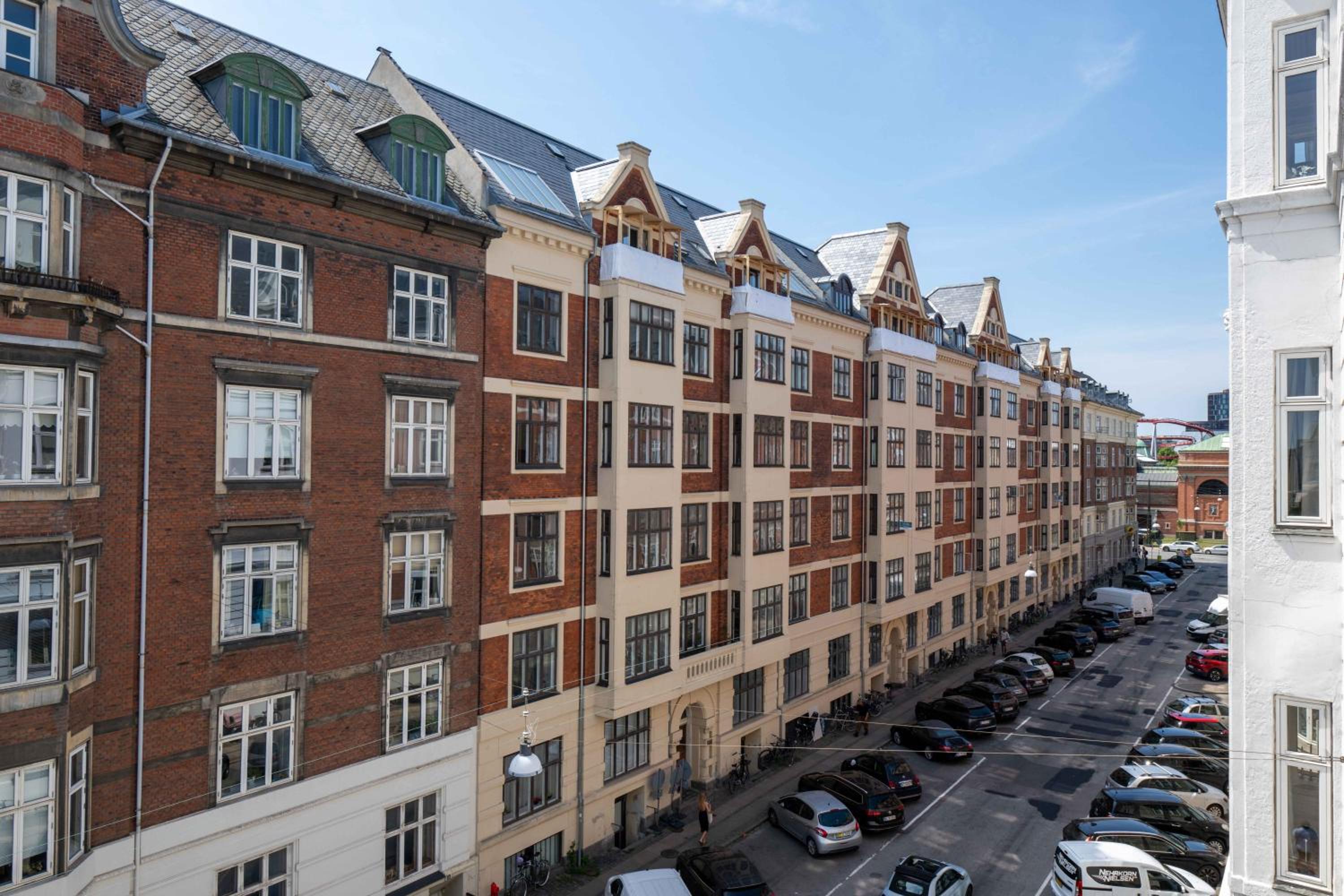 Large Flats in Central Copenhagen by Tivoli Gardens