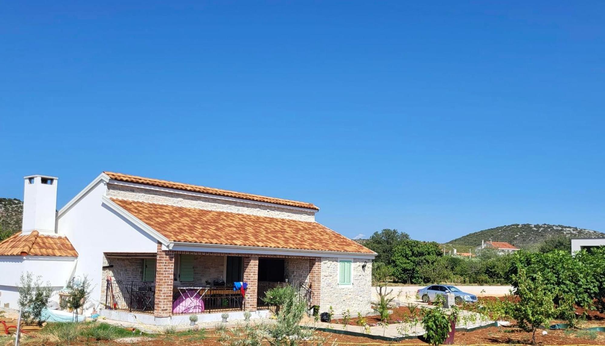Villa Green Rustic Serenity view 3