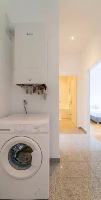 Central Apartment I Chic and Bright Accommodation