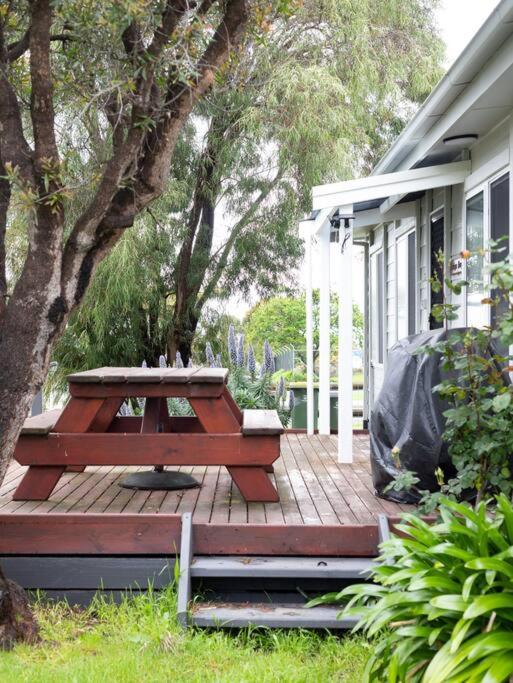 Indigo Bay - comfortable 3br home with large yard