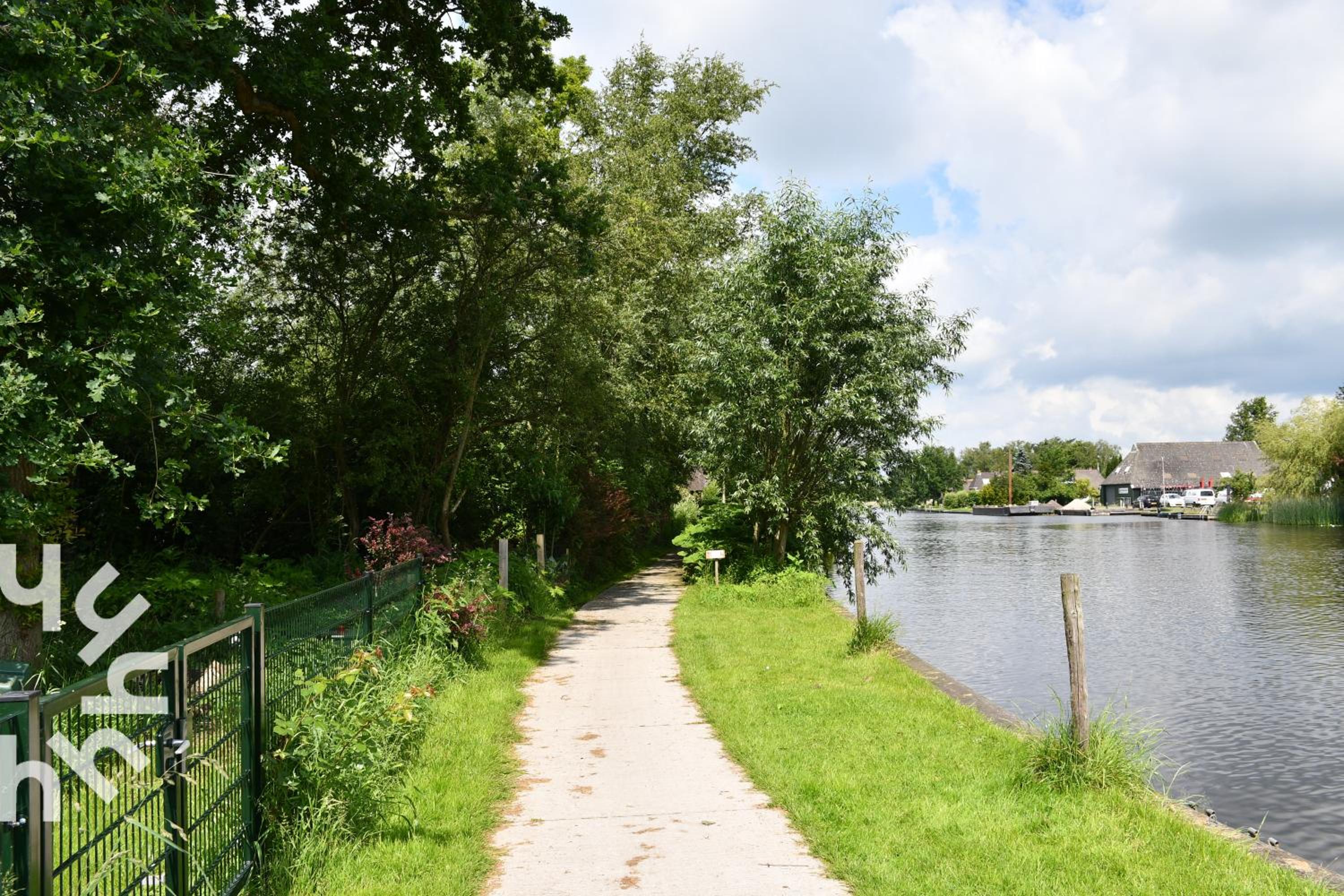 OV598 6P holiday home with fenced garden by the water in Kalenberg view 3