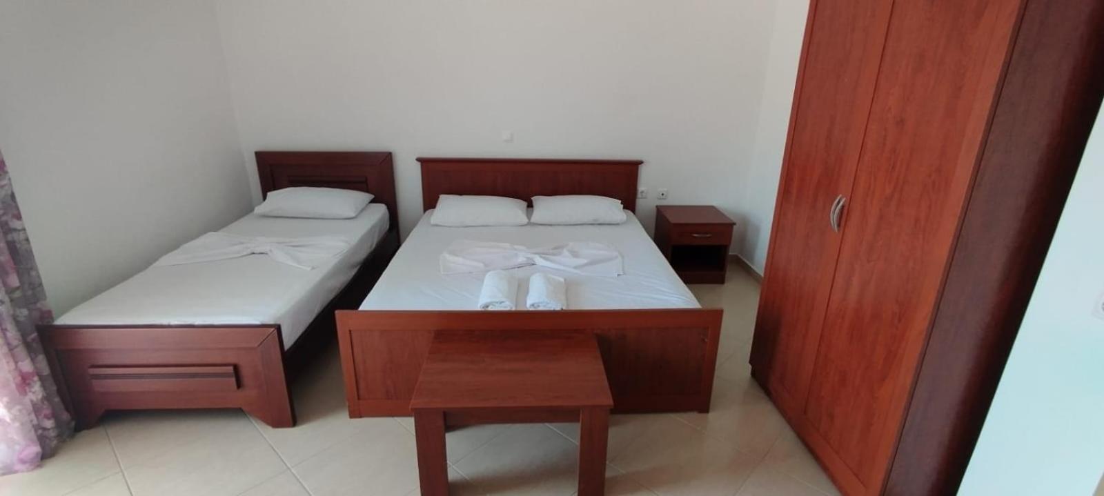 Kristi's & Geri's ROOMS