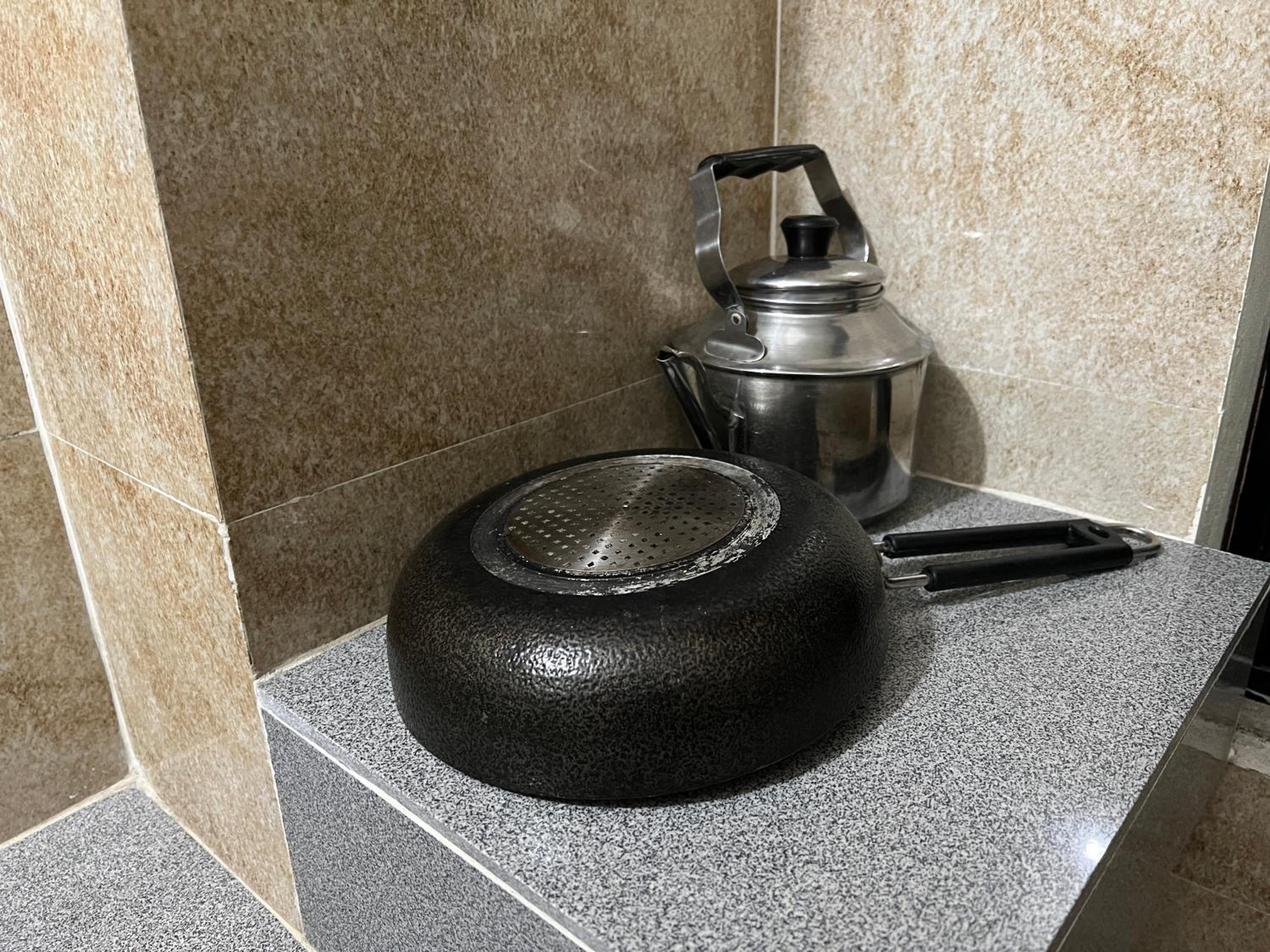 Fully furnished, one bedroom apartment with kitchen, washroom etc