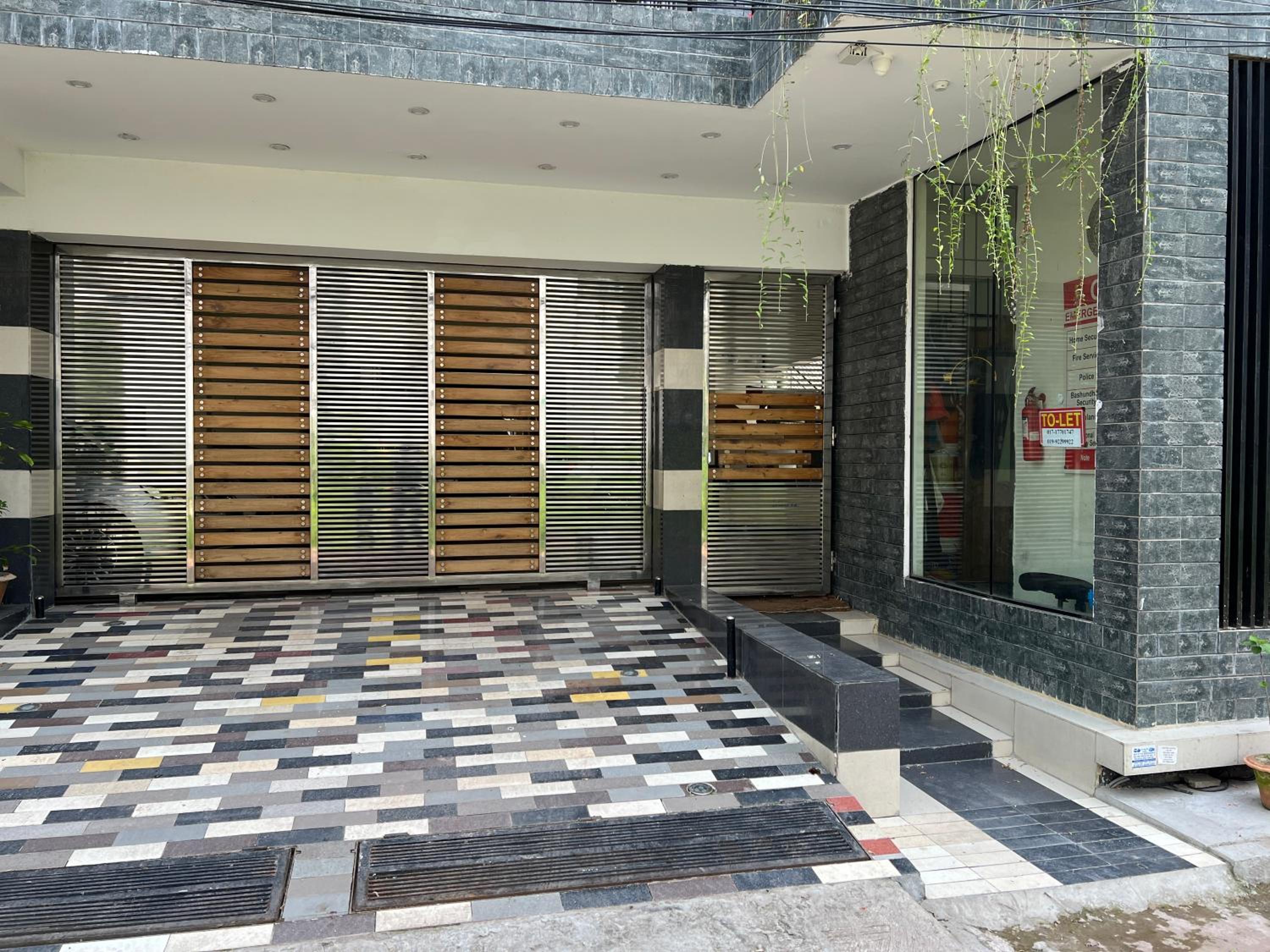 Fully furnished, one bedroom apartment with kitchen, washroom etc