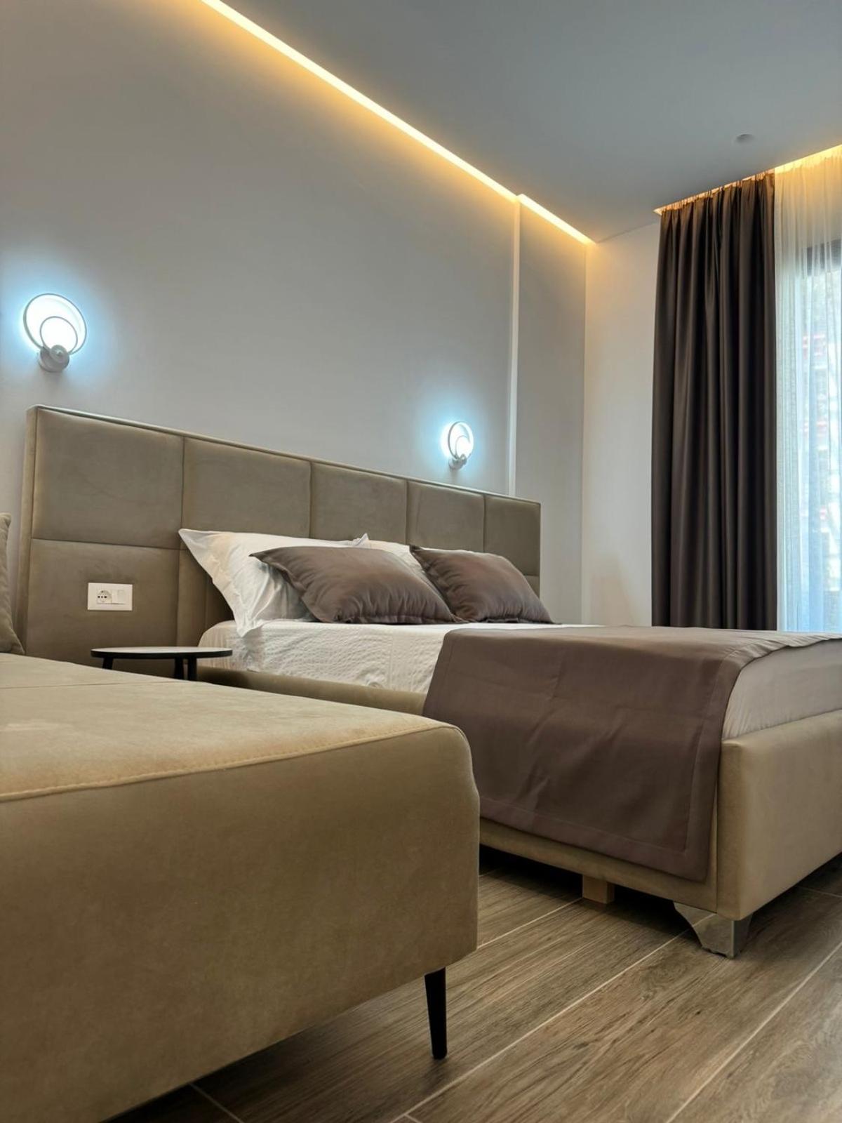 Ola Apartments