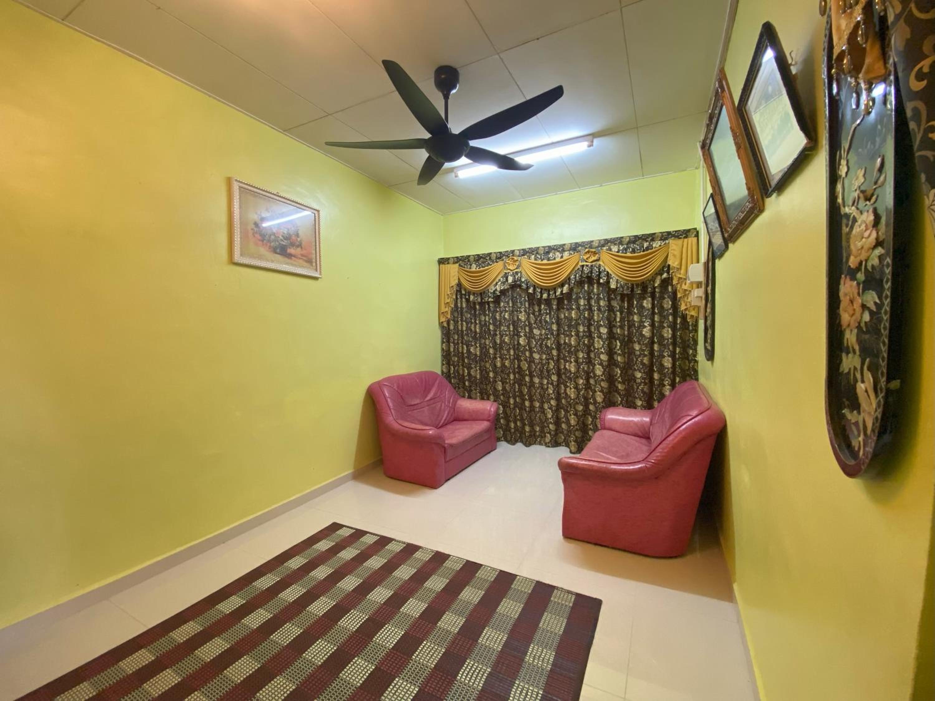 Rifqi Homestay