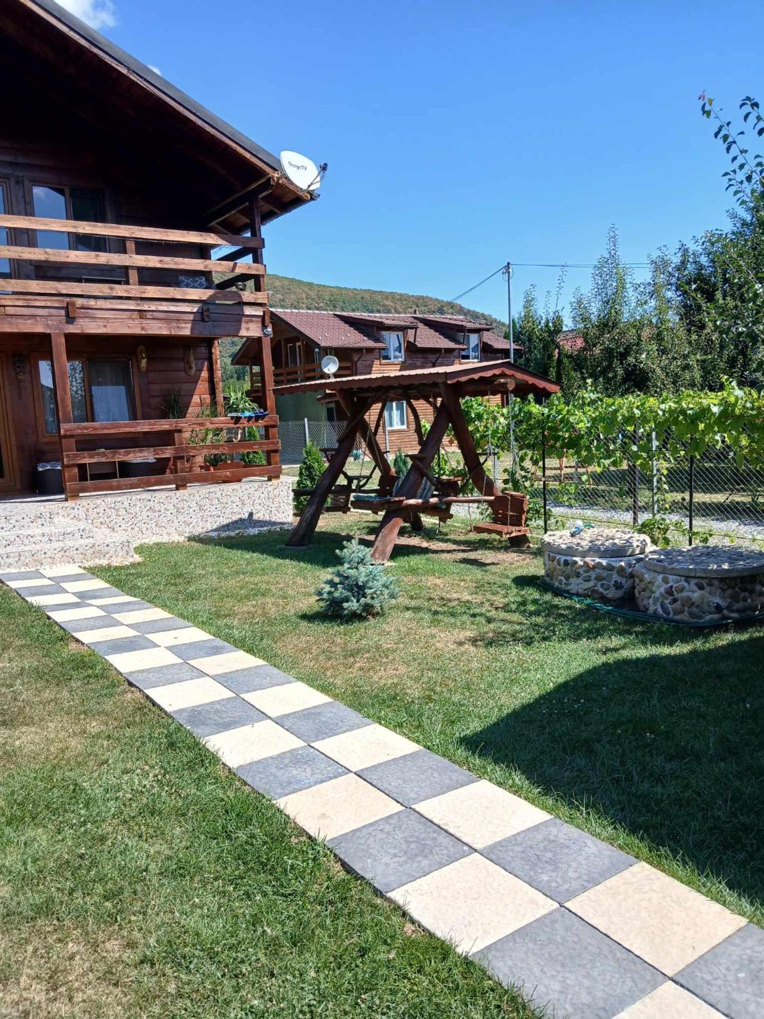 Photo 9