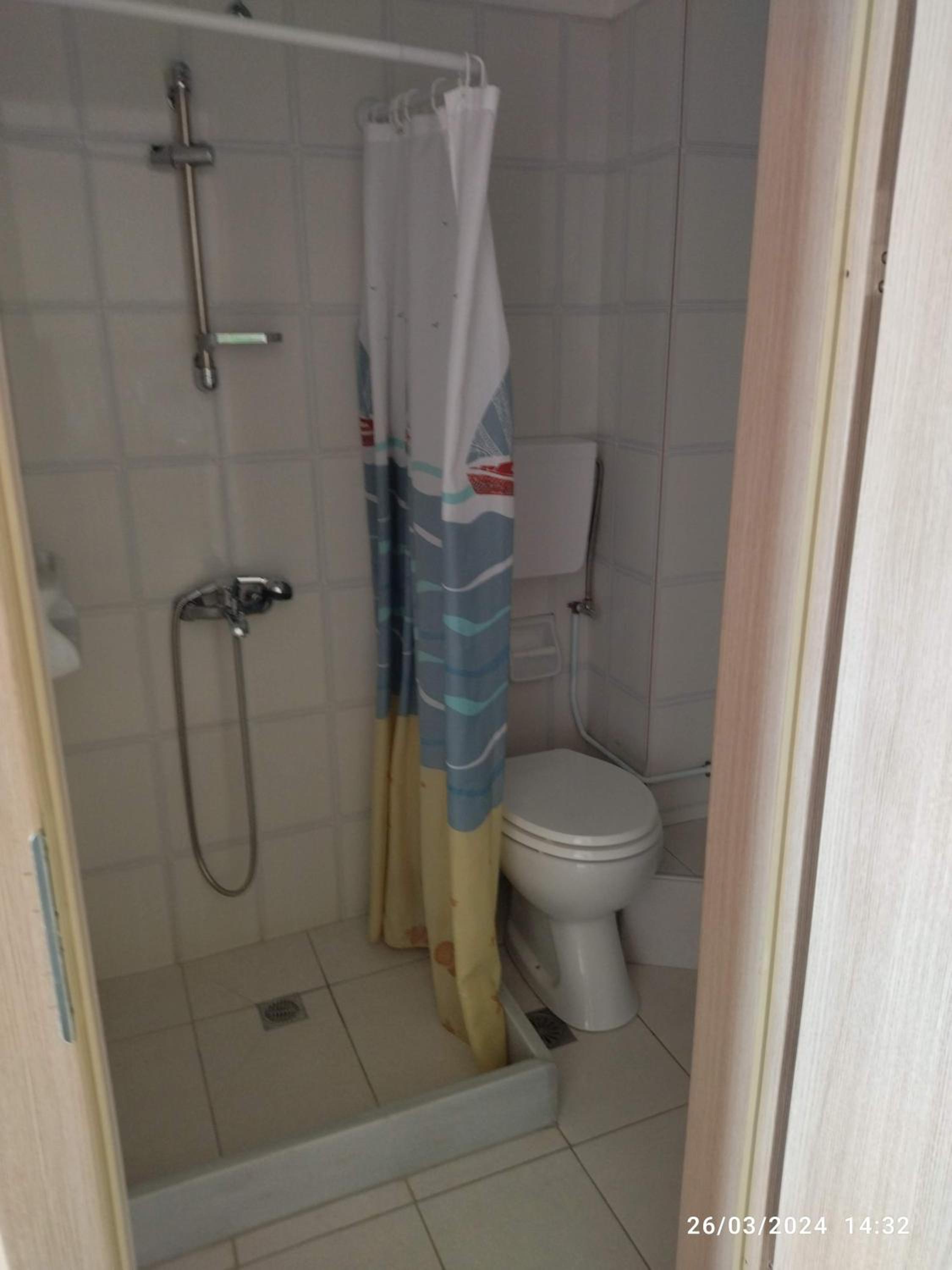 Alexandros Apartments