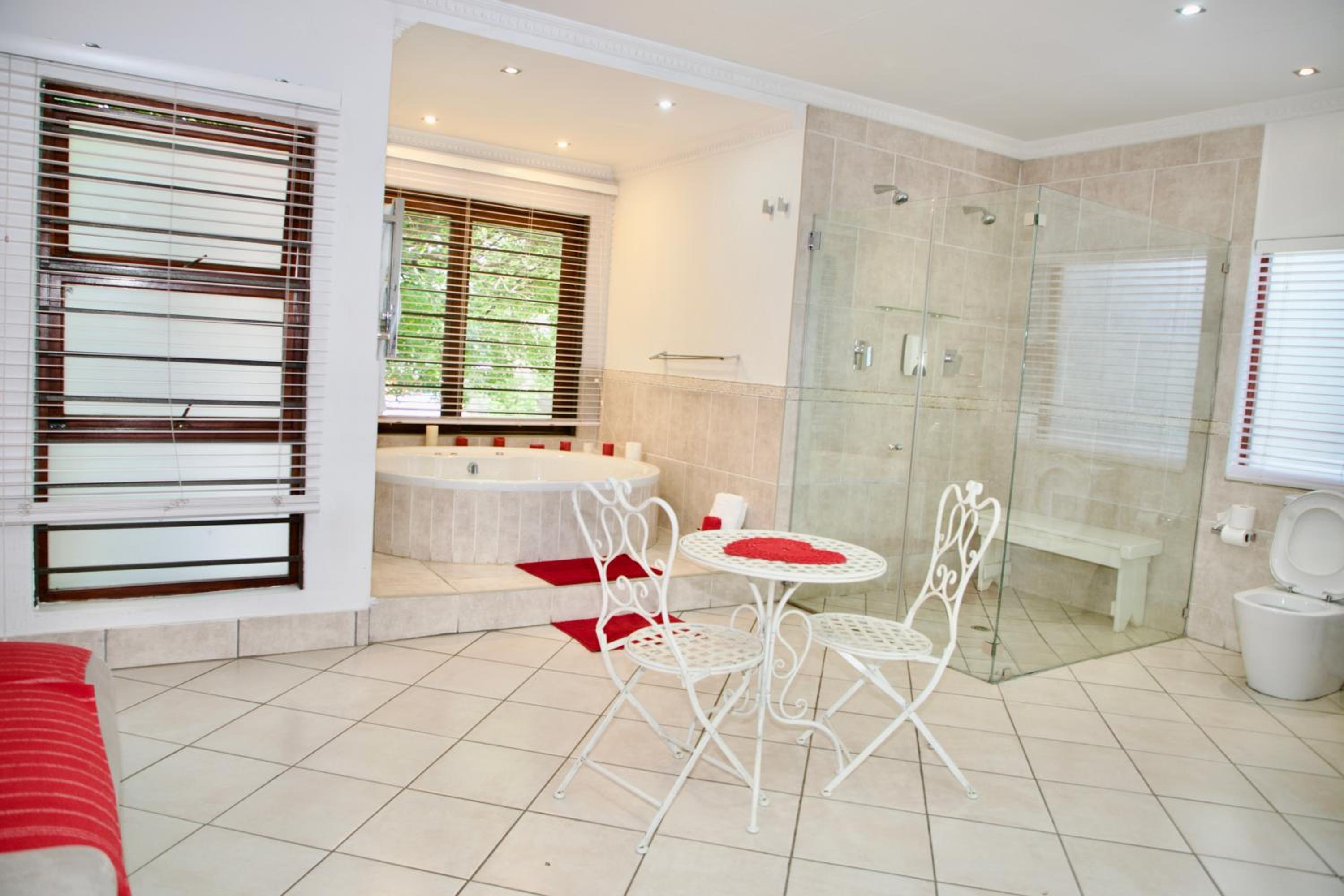 FM GUEST LODGE Comfort, Tranquility & Peace of Mind
