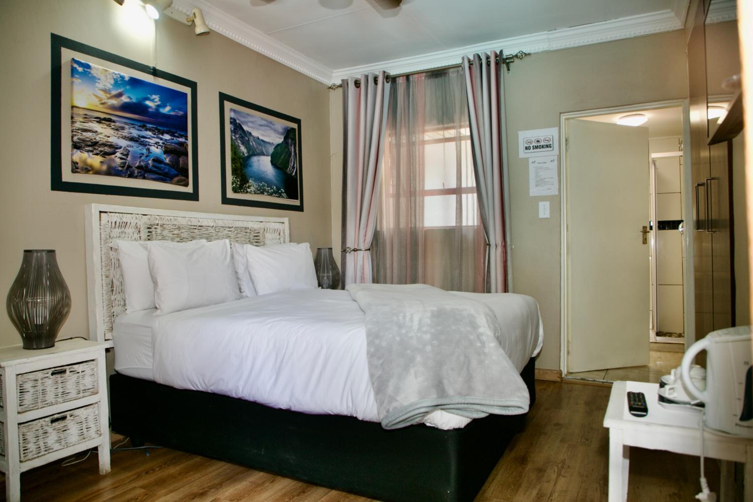 FM GUEST LODGE Comfort, Tranquility & Peace of Mind