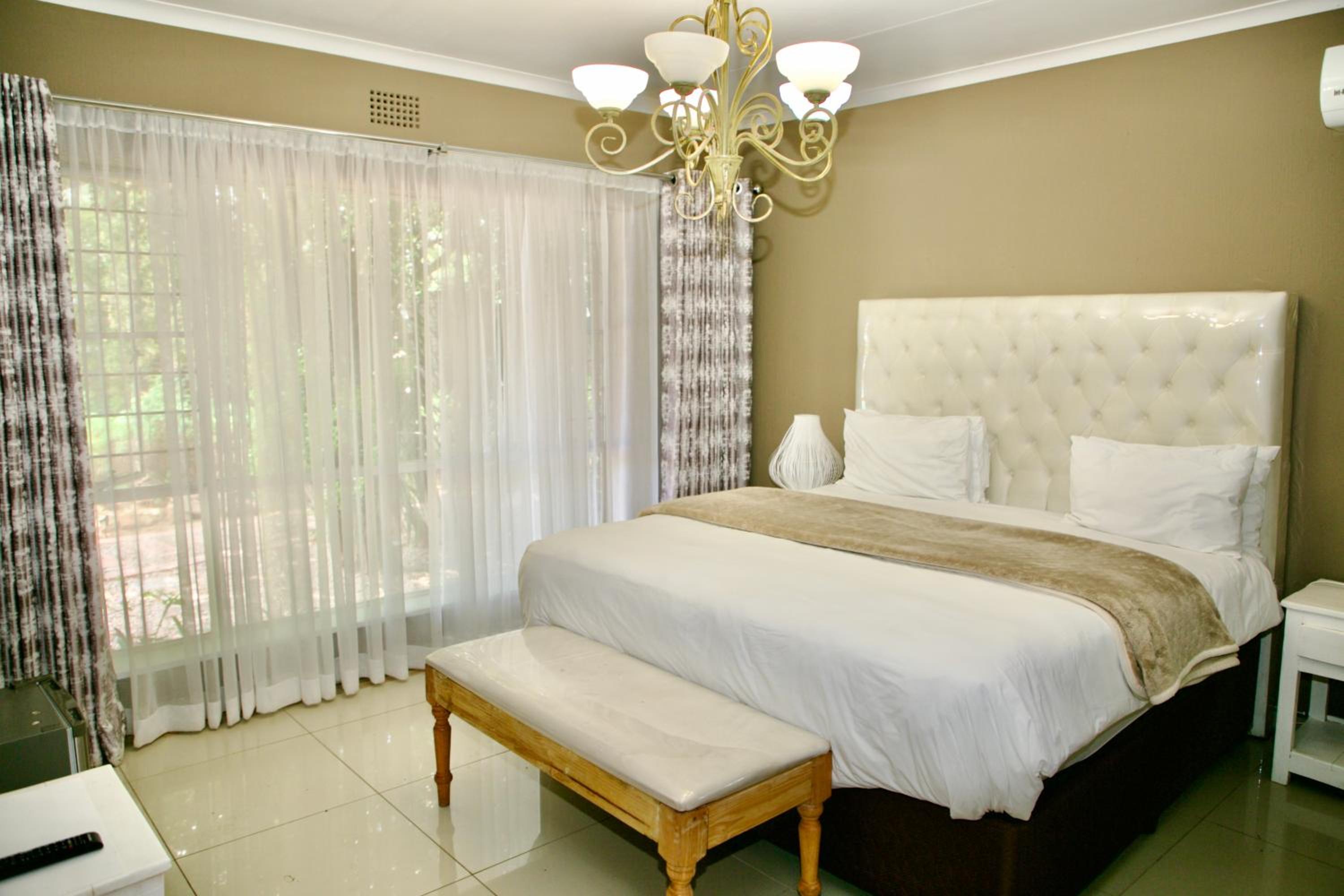 FM GUEST LODGE Comfort, Tranquility & Peace of Mind