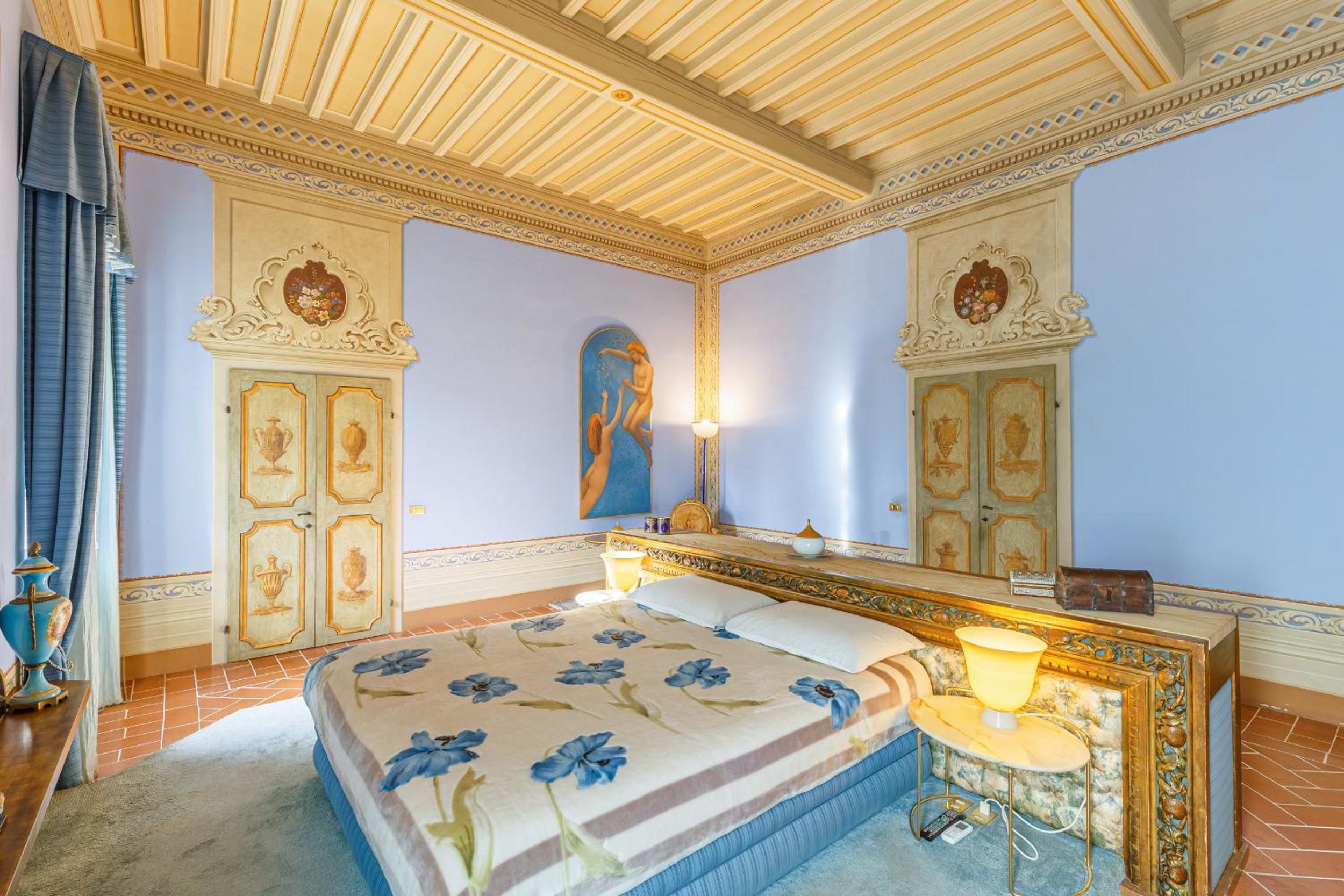 Eighteenth-century Tuscan Villa Tricolle