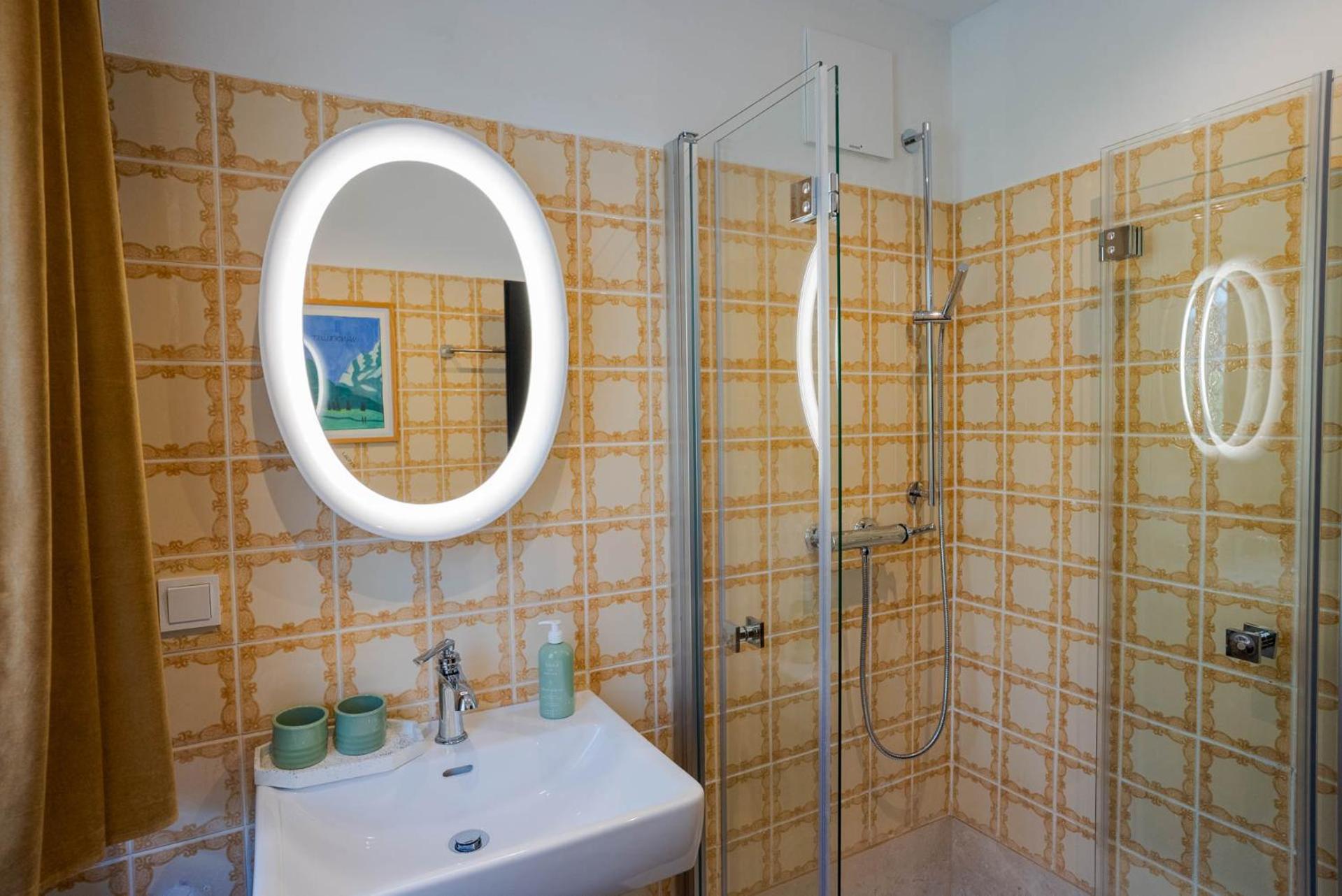 VILLA OXA - Boutique Design Hotel