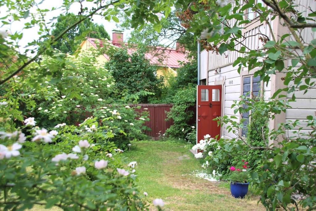 1810 Historical Charming Villa Tammisaari Old town
