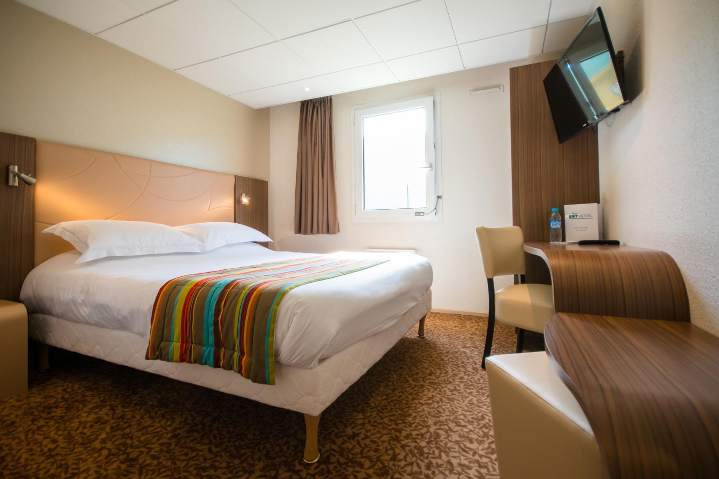 Saint-Herblain Vacations - Brit Hotel Le Kerann Nantes St Herblain - Zac De La Lorie - Property Image 1