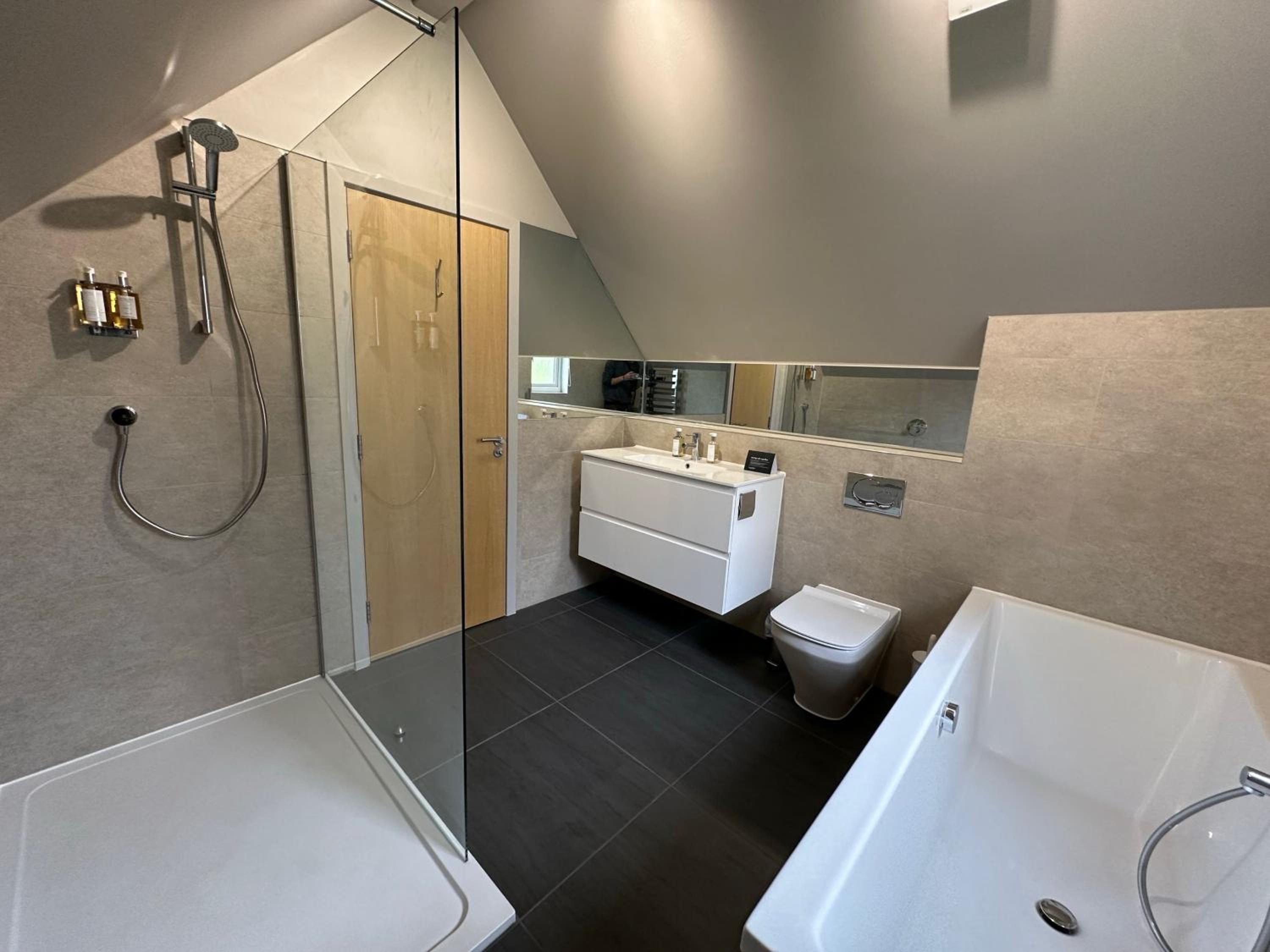 Trewhiddle Retreat V14 by Together Travel - Luxury 4-Bedroom Villa