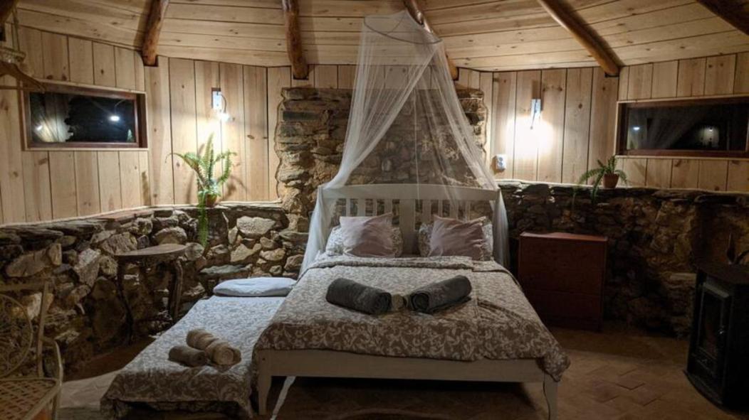 Eco Roundhouse Quinta Carapeto
