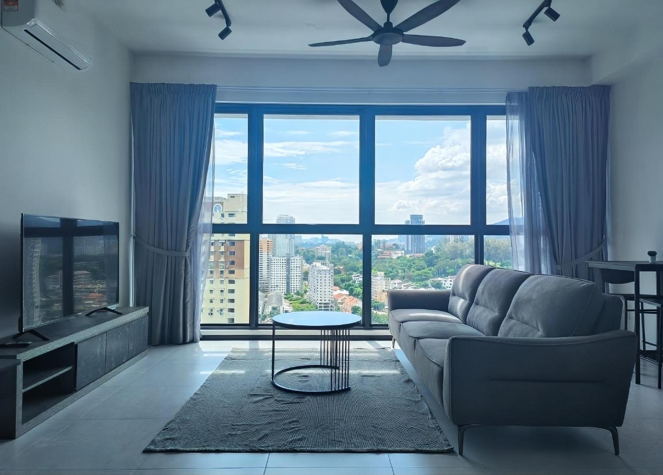 Urban Suites TWO Or THREE Bedroom Georgetown by ANC