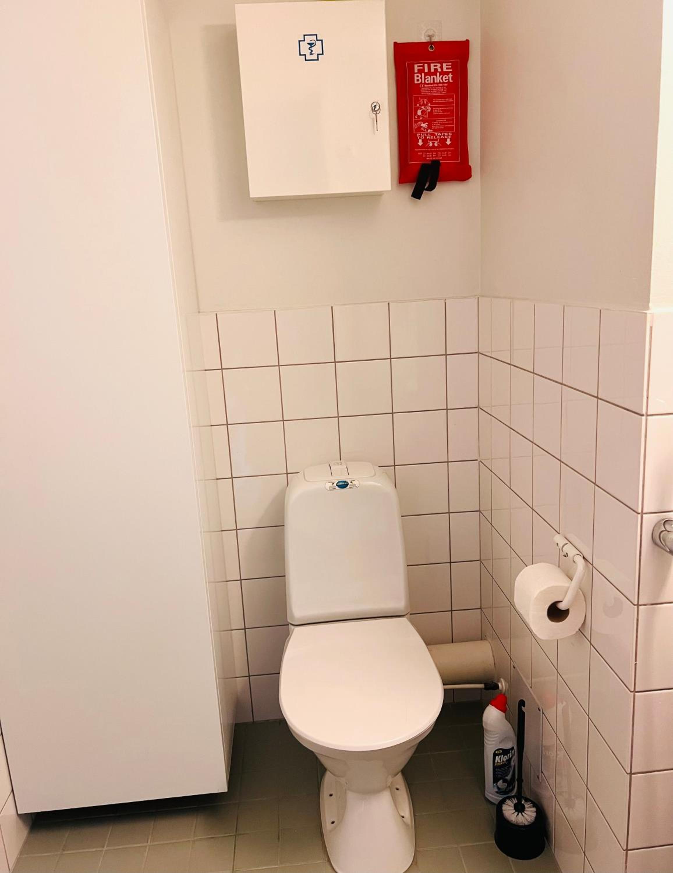 Spacious 2BR City Retreat with Private Sauna