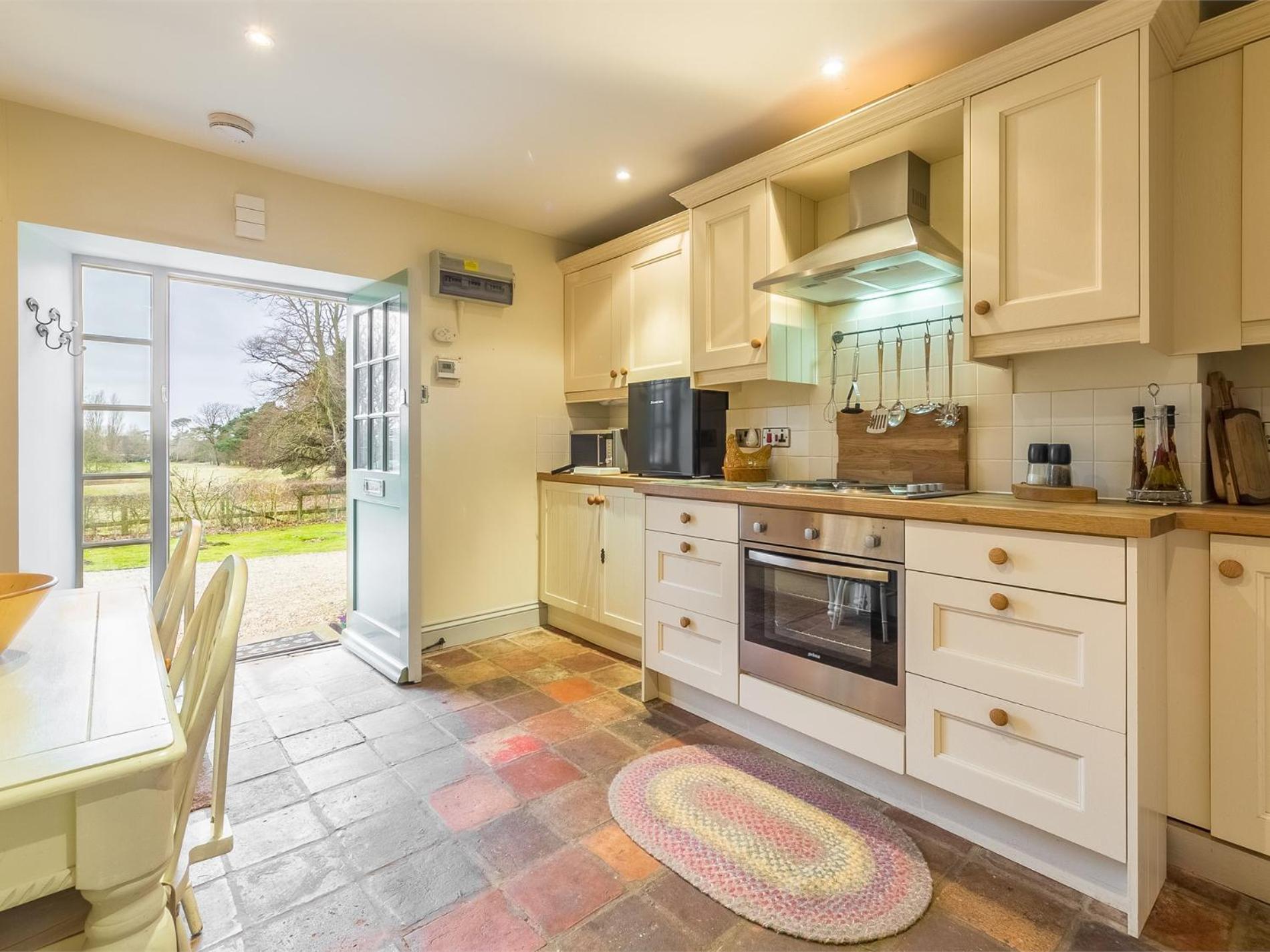 2 Bed in Kings Lynn oc-kt074 view 3