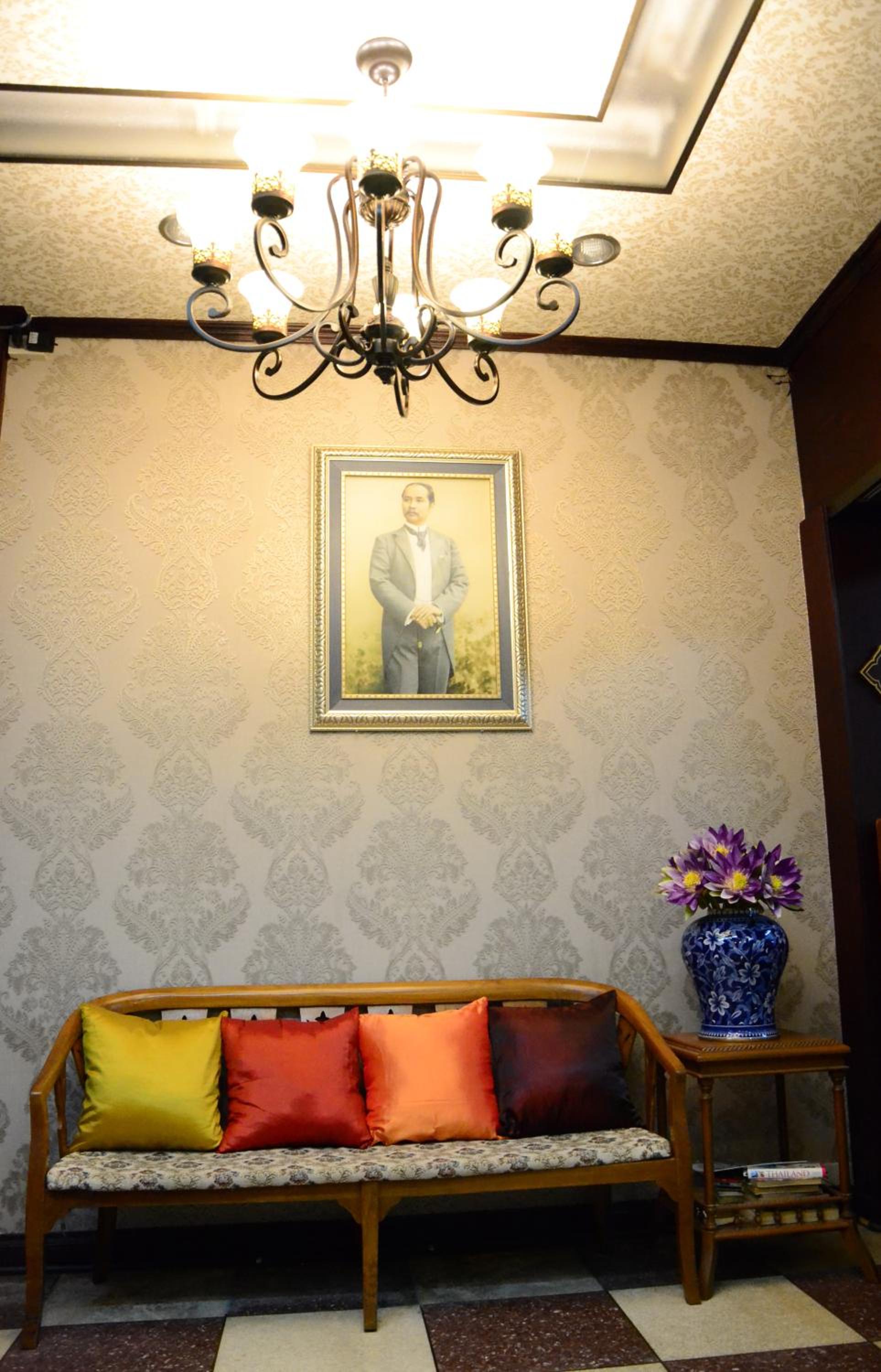 At Bangkok Hotel